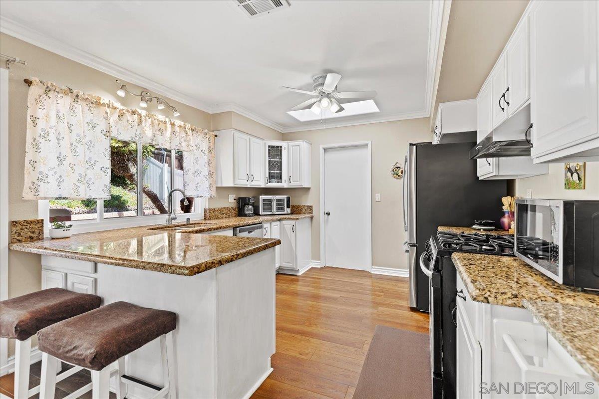 Detail Gallery Image 13 of 47 For 12938  Yankton, Poway,  CA 92064 - 3 Beds | 2 Baths