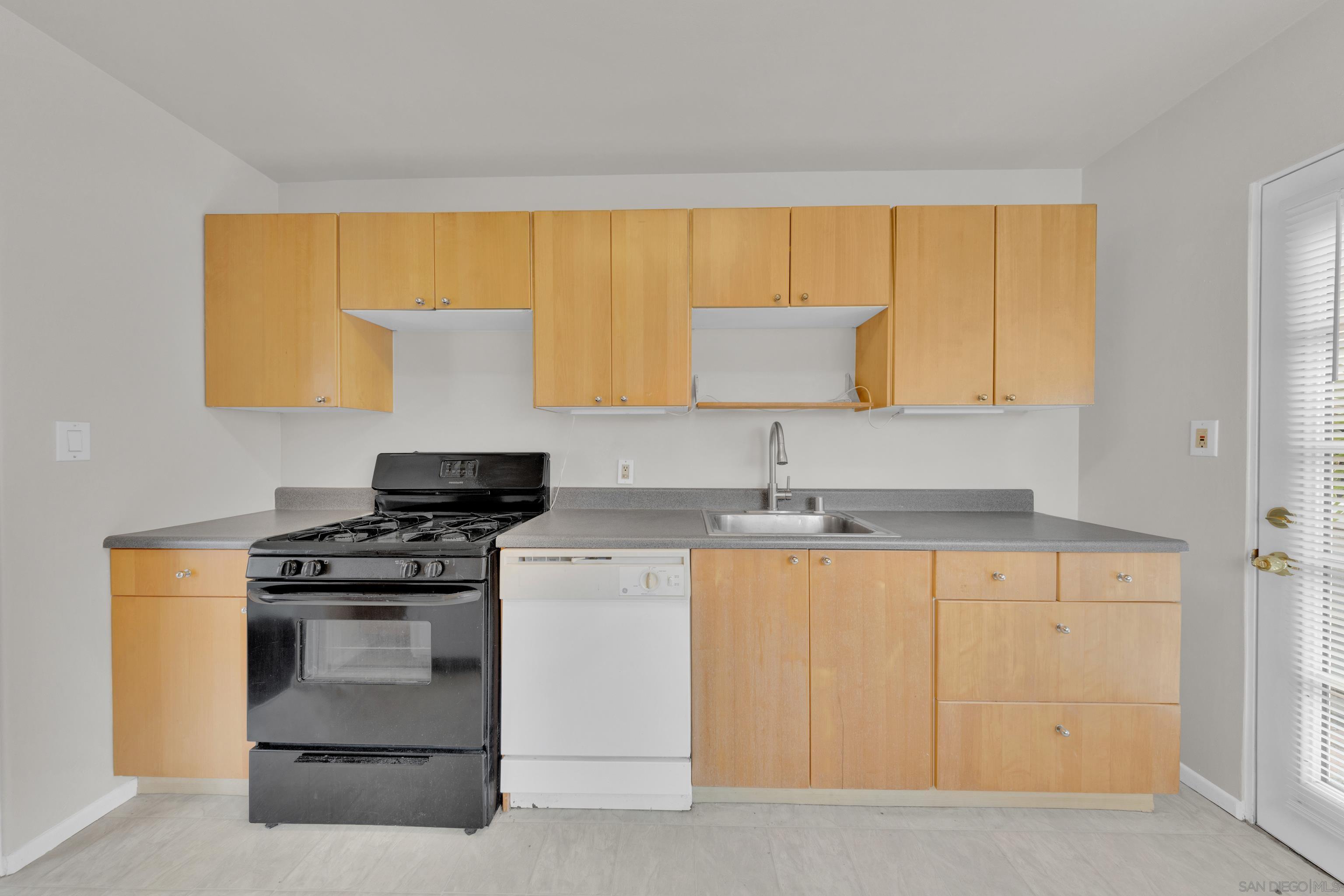 Detail Gallery Image 16 of 26 For 4356-58  Louisiana St, San Diego,  CA 92104 - – Beds | – Baths