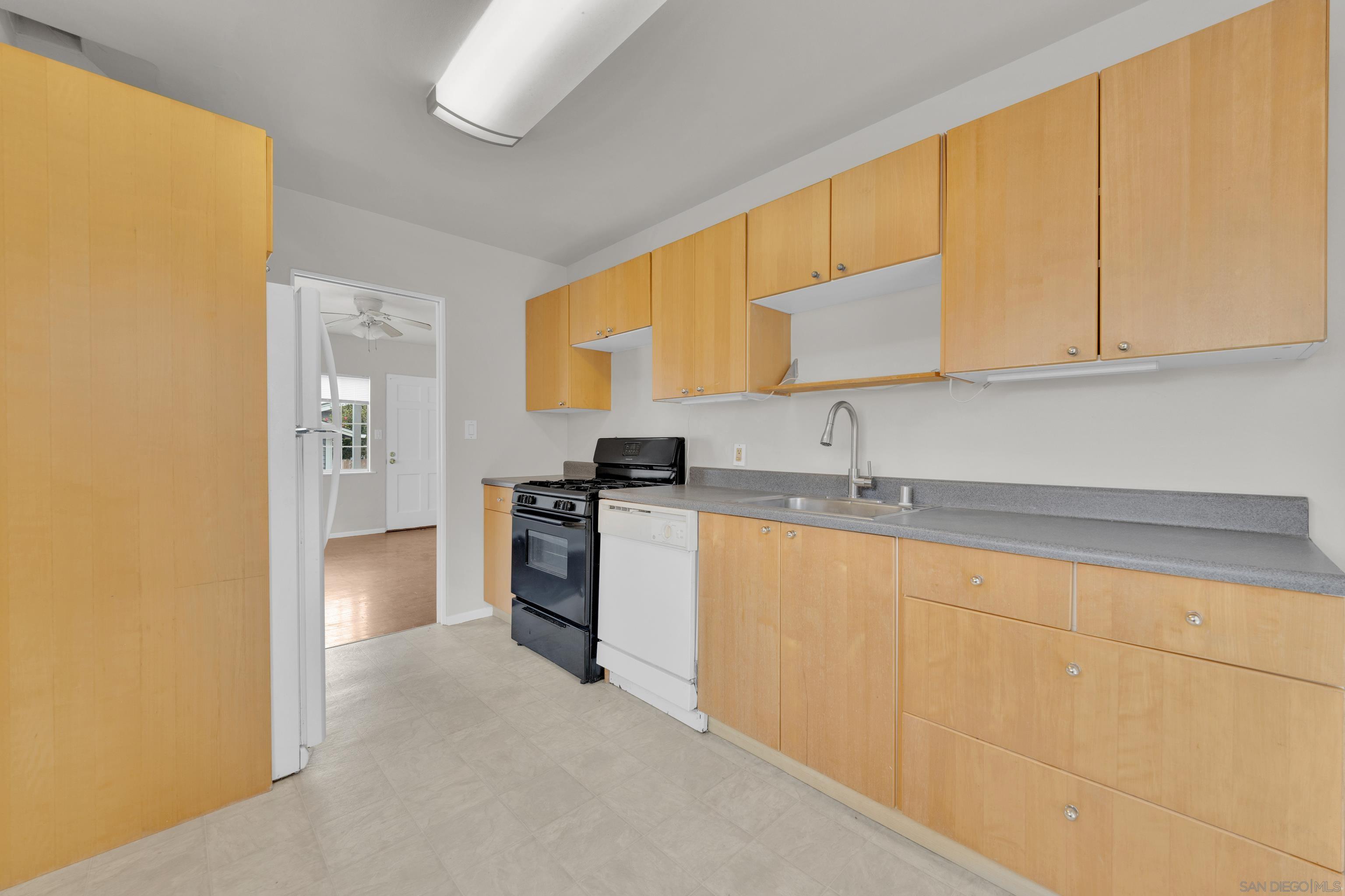 Detail Gallery Image 17 of 26 For 4356-58  Louisiana St, San Diego,  CA 92104 - – Beds | – Baths