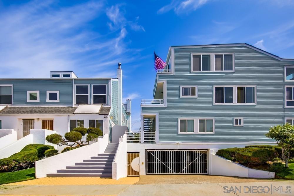 Detail Gallery Image 3 of 3 For 130  Evergreen Ave  #UNIT 3,  Imperial Beach,  CA 91932 - 3 Beds | 2/1 Baths