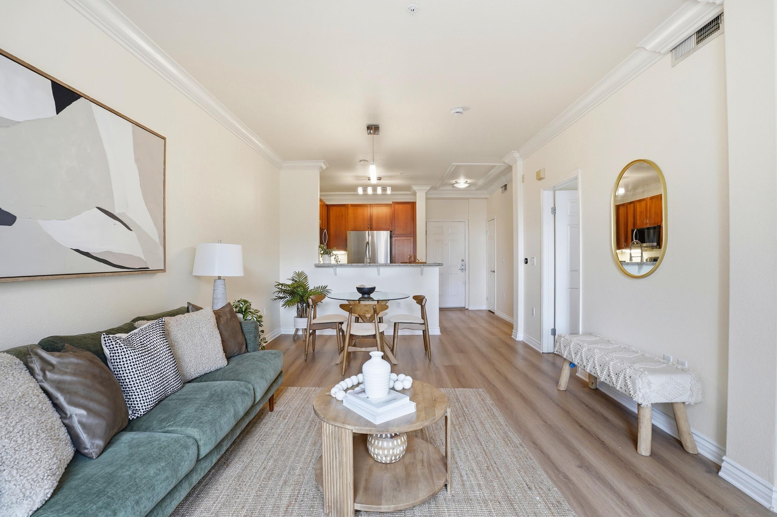 Detail Gallery Image 3 of 22 For 330  J Street  #612,  San Diego,  CA 92101 - 1 Beds | 1 Baths