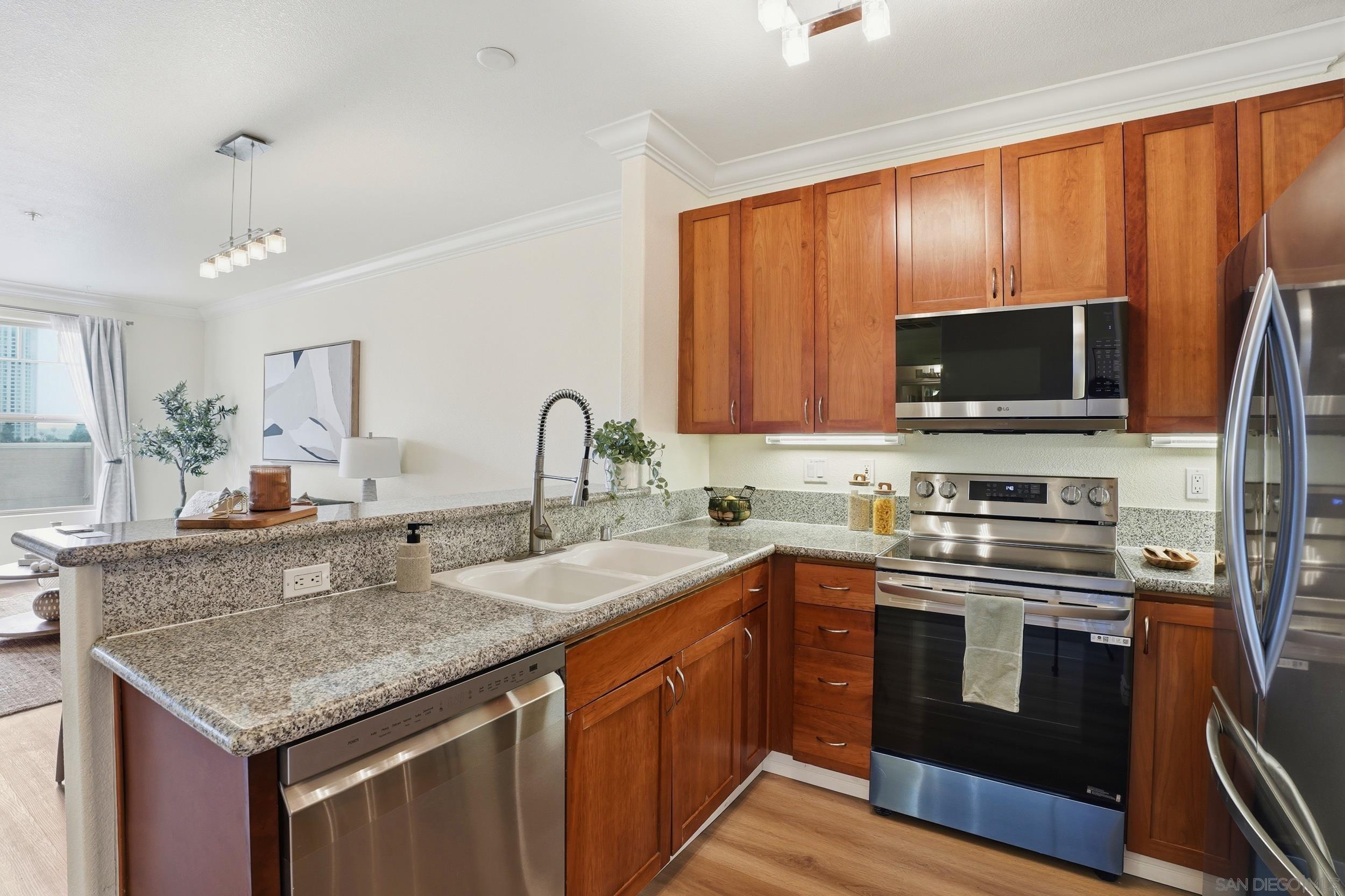 Detail Gallery Image 6 of 22 For 330  J Street  #612,  San Diego,  CA 92101 - 1 Beds | 1 Baths