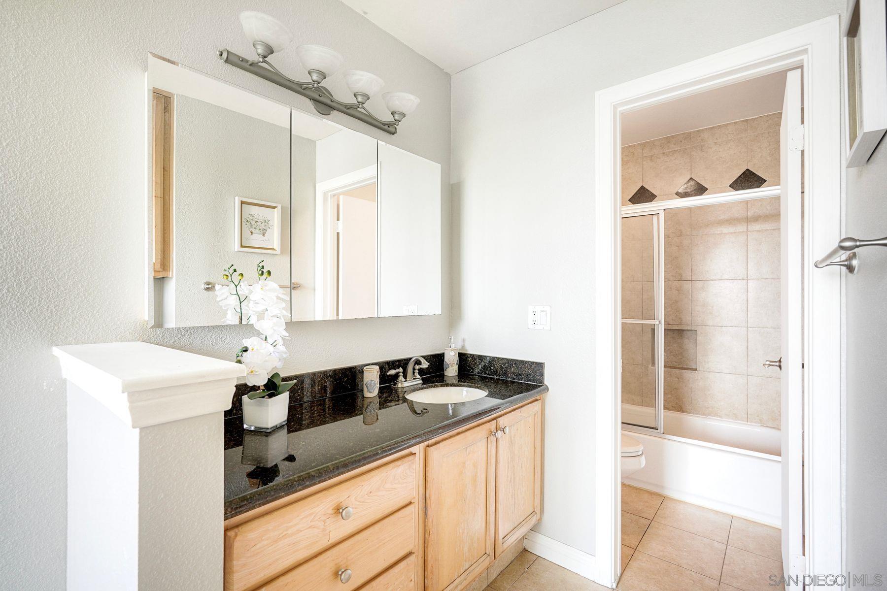 Detail Gallery Image 12 of 20 For 4860  Rolando Ct  #75,  San Diego,  CA 92115 - 1 Beds | 1 Baths