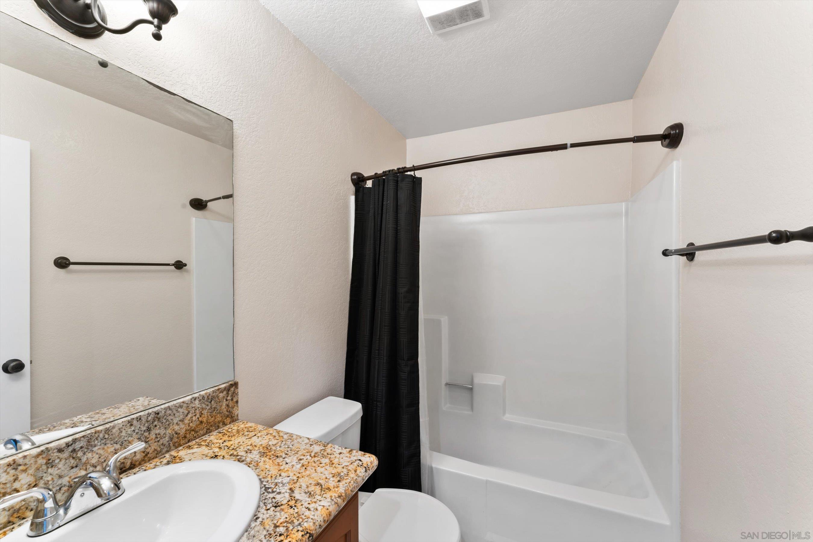 Detail Gallery Image 20 of 36 For 1075 N Escondido Blvd  #209,  Escondido,  CA 92026 - 2 Beds | 2 Baths