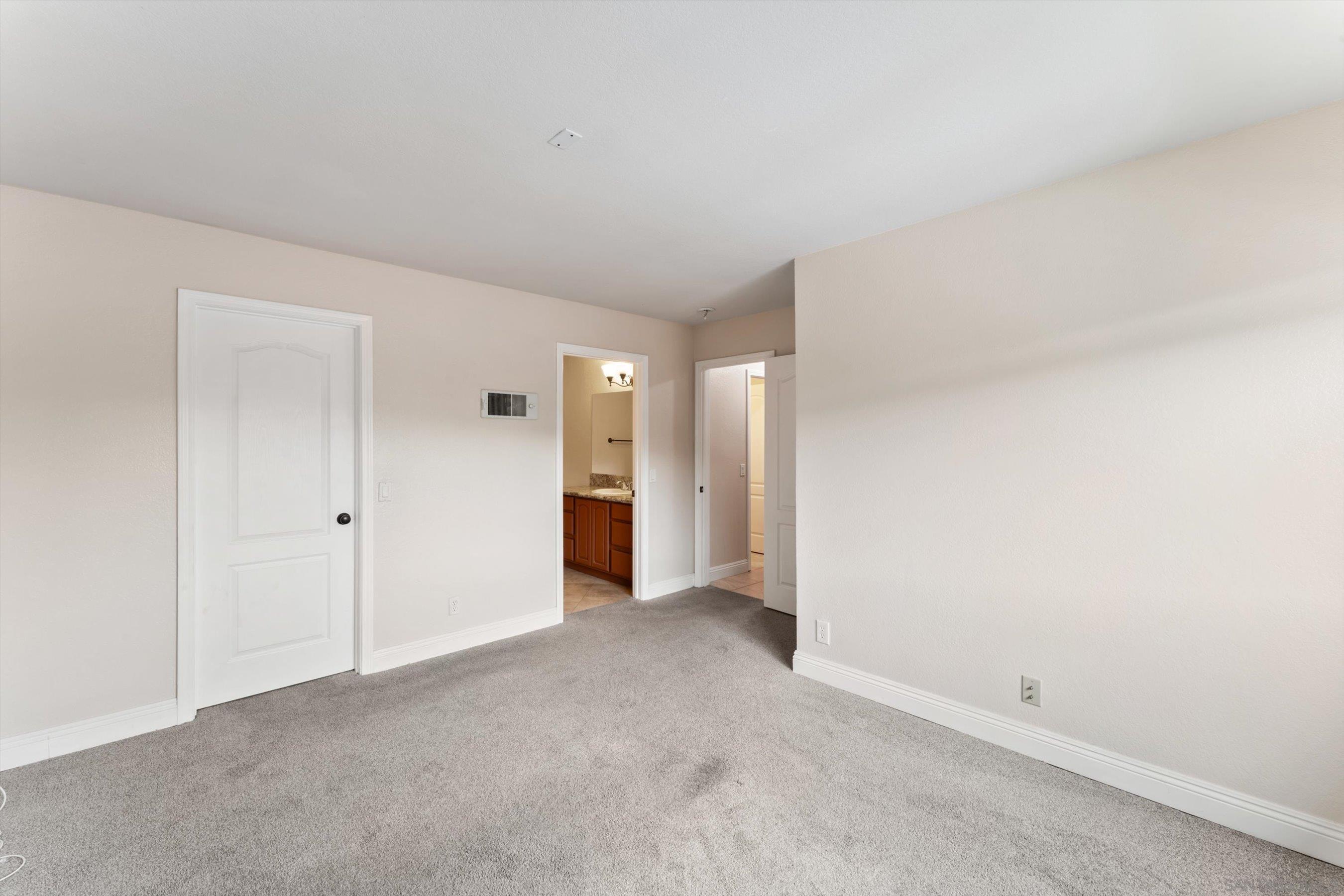 Detail Gallery Image 24 of 36 For 1075 N Escondido Blvd  #209,  Escondido,  CA 92026 - 2 Beds | 2 Baths
