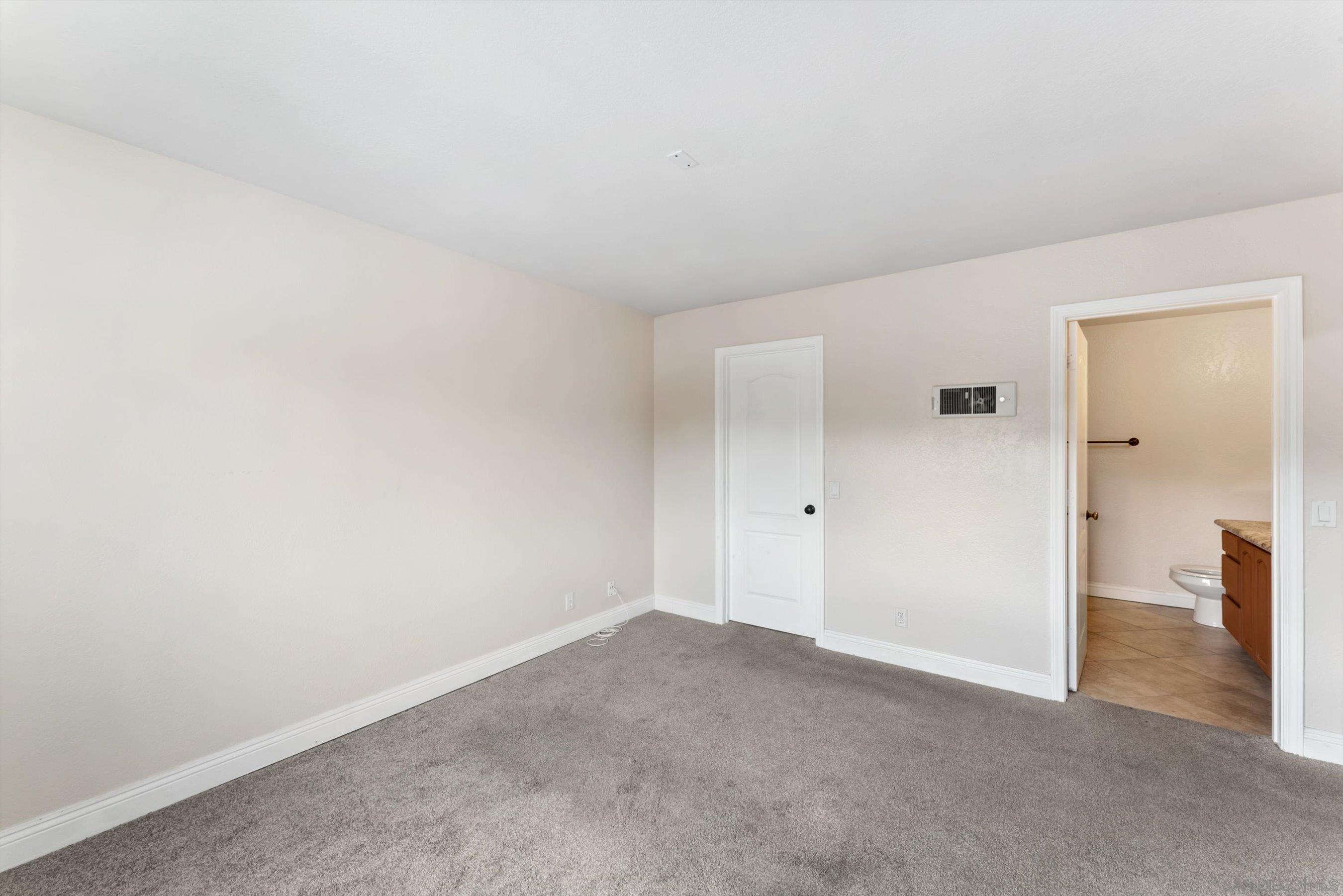 Detail Gallery Image 25 of 36 For 1075 N Escondido Blvd  #209,  Escondido,  CA 92026 - 2 Beds | 2 Baths