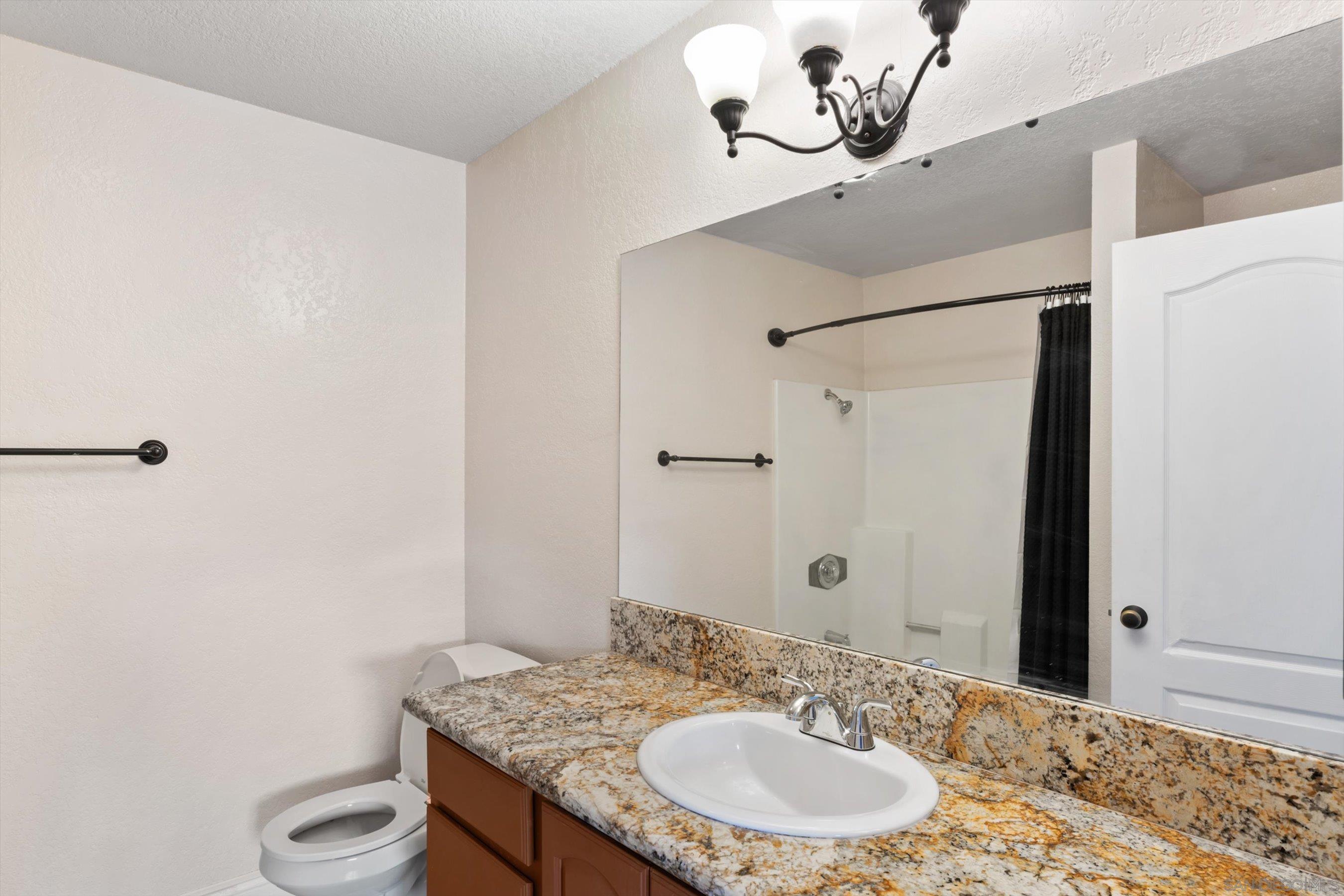 Detail Gallery Image 27 of 36 For 1075 N Escondido Blvd  #209,  Escondido,  CA 92026 - 2 Beds | 2 Baths
