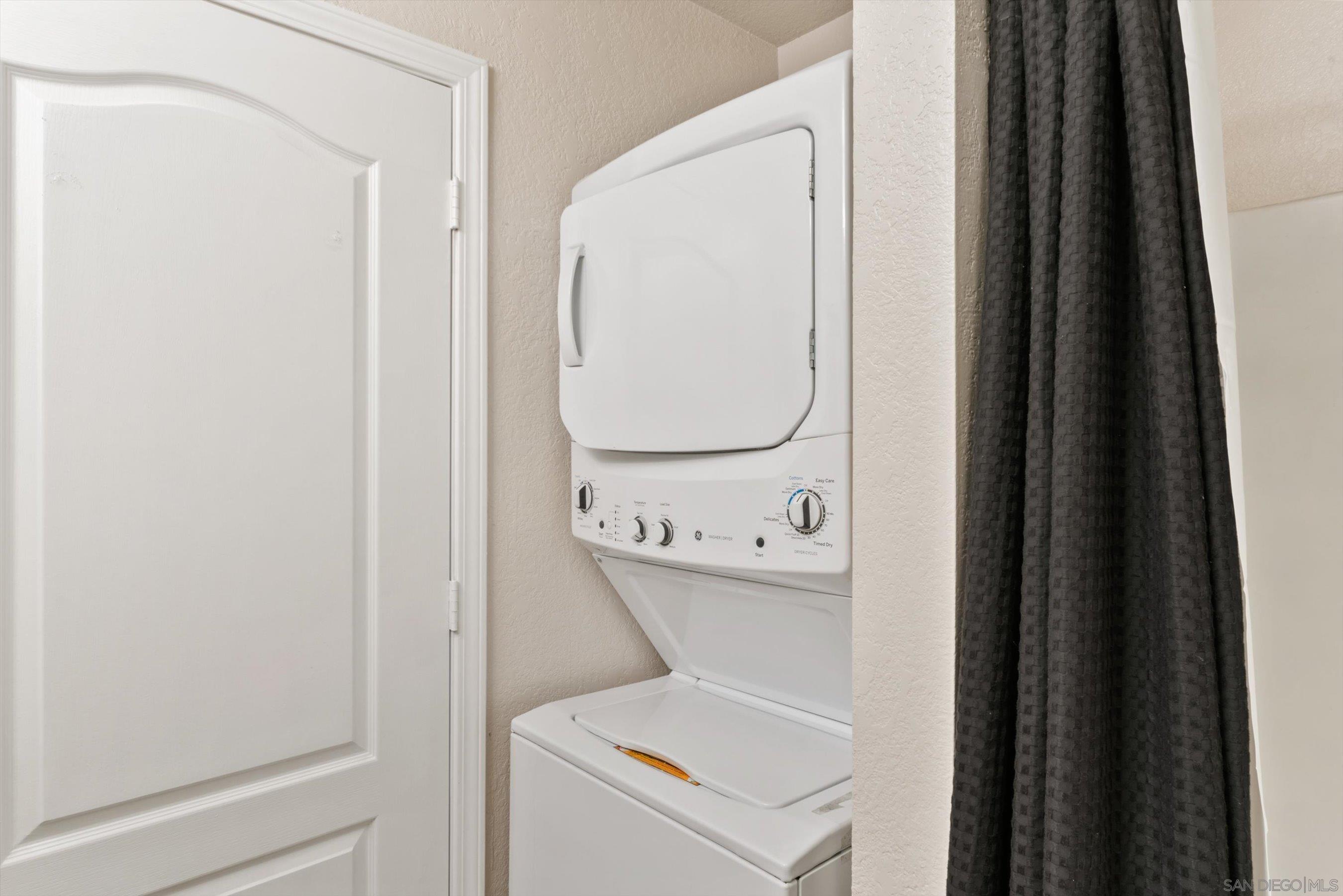 Detail Gallery Image 28 of 36 For 1075 N Escondido Blvd  #209,  Escondido,  CA 92026 - 2 Beds | 2 Baths