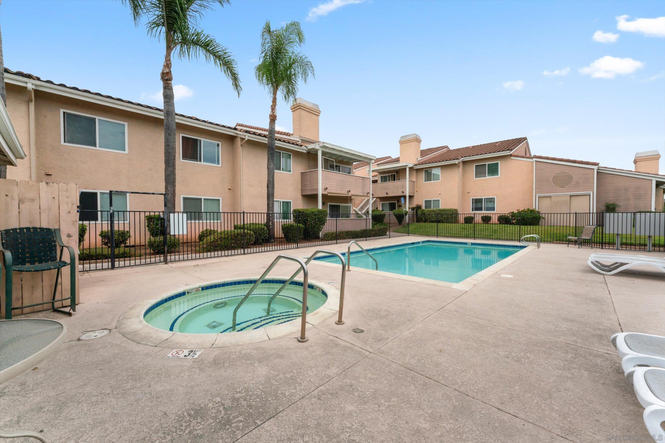 Detail Gallery Image 35 of 36 For 1075 N Escondido Blvd  #209,  Escondido,  CA 92026 - 2 Beds | 2 Baths