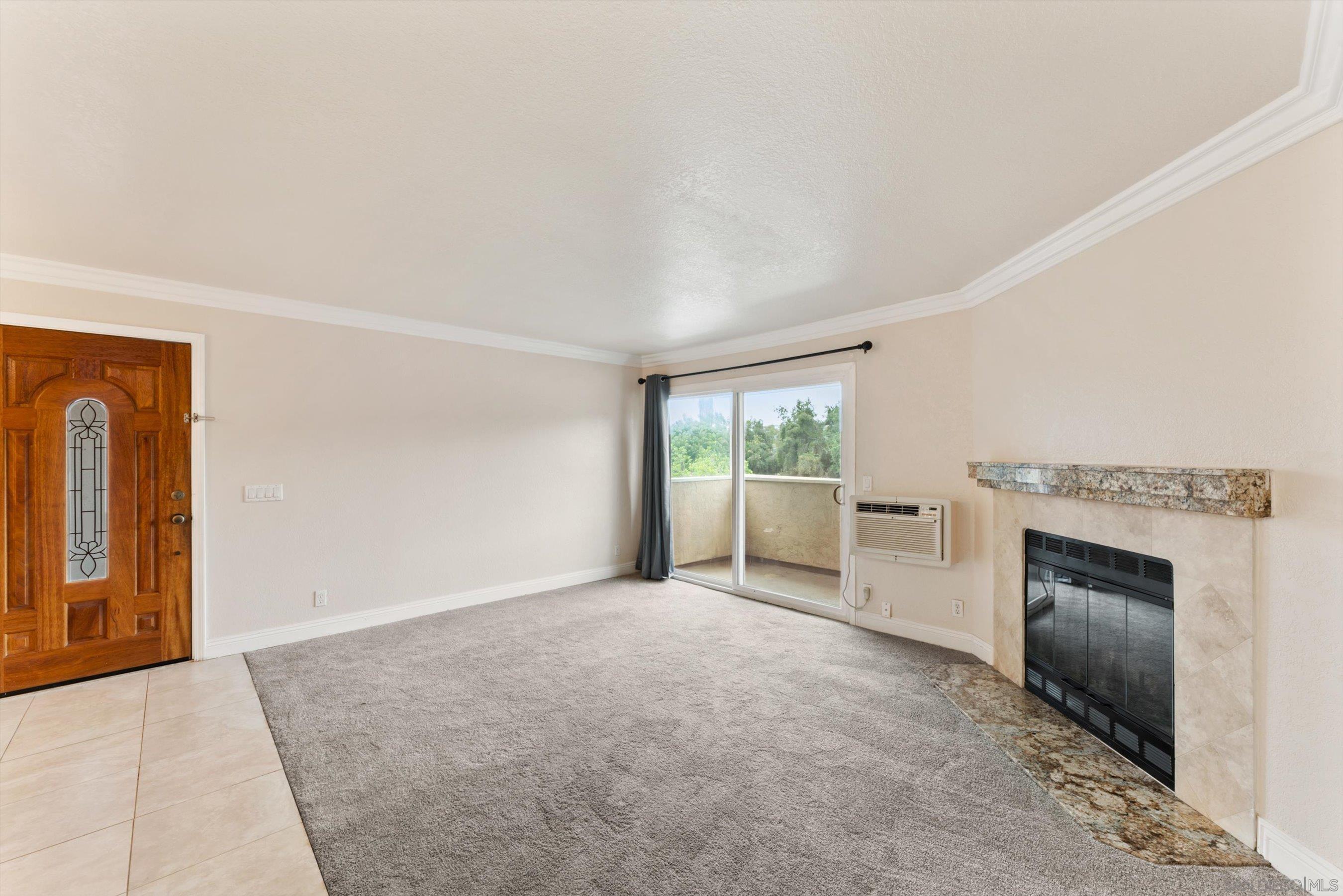 Detail Gallery Image 9 of 36 For 1075 N Escondido Blvd  #209,  Escondido,  CA 92026 - 2 Beds | 2 Baths