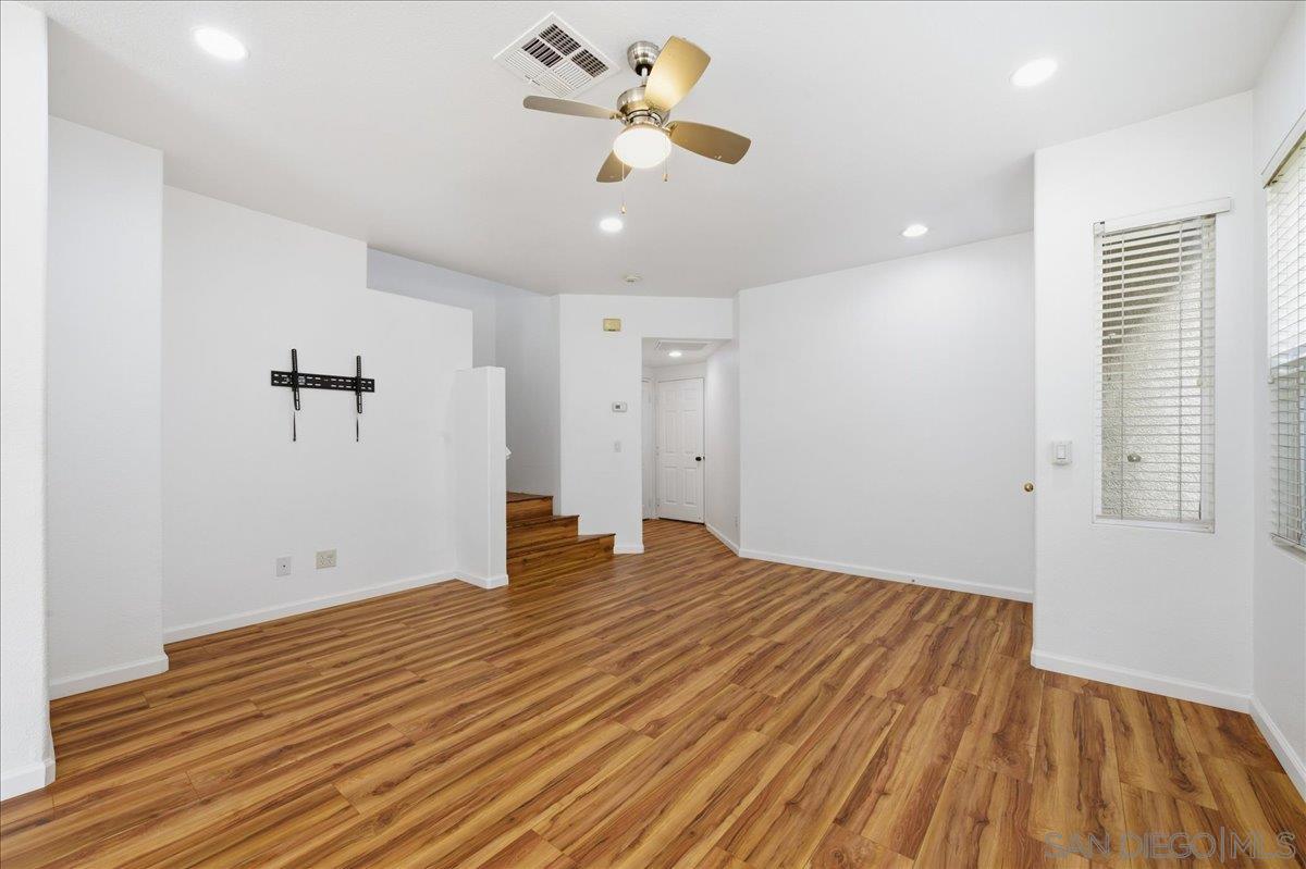 Detail Gallery Image 12 of 56 For 10294  Scripps Poway Pkwy  #5,  San Diego,  CA 92131 - 2 Beds | 2/1 Baths