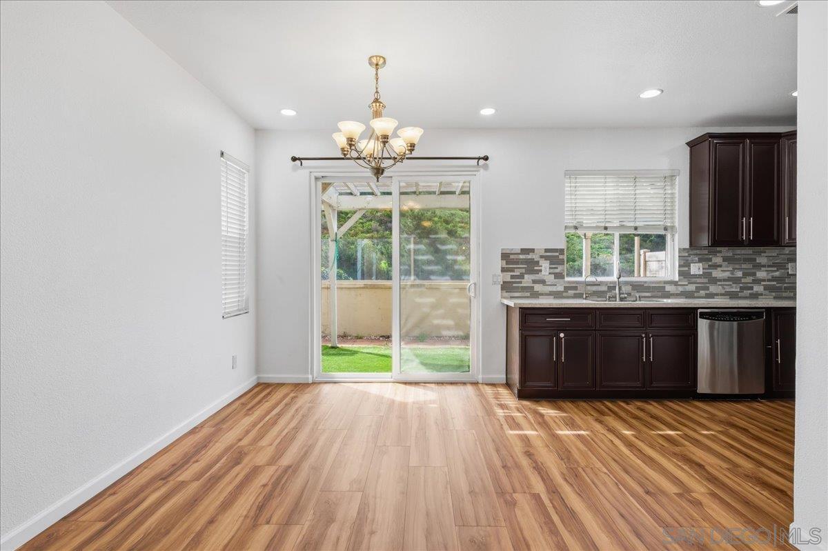 Detail Gallery Image 14 of 56 For 10294  Scripps Poway Pkwy  #5,  San Diego,  CA 92131 - 2 Beds | 2/1 Baths