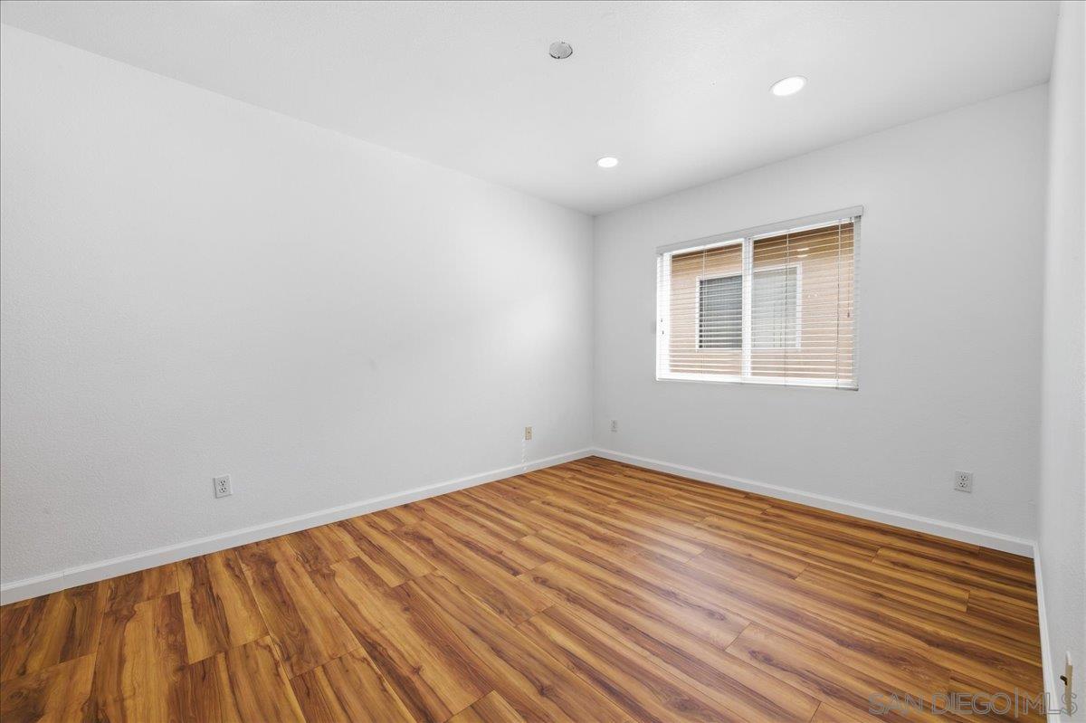 Detail Gallery Image 25 of 56 For 10294  Scripps Poway Pkwy  #5,  San Diego,  CA 92131 - 2 Beds | 2/1 Baths