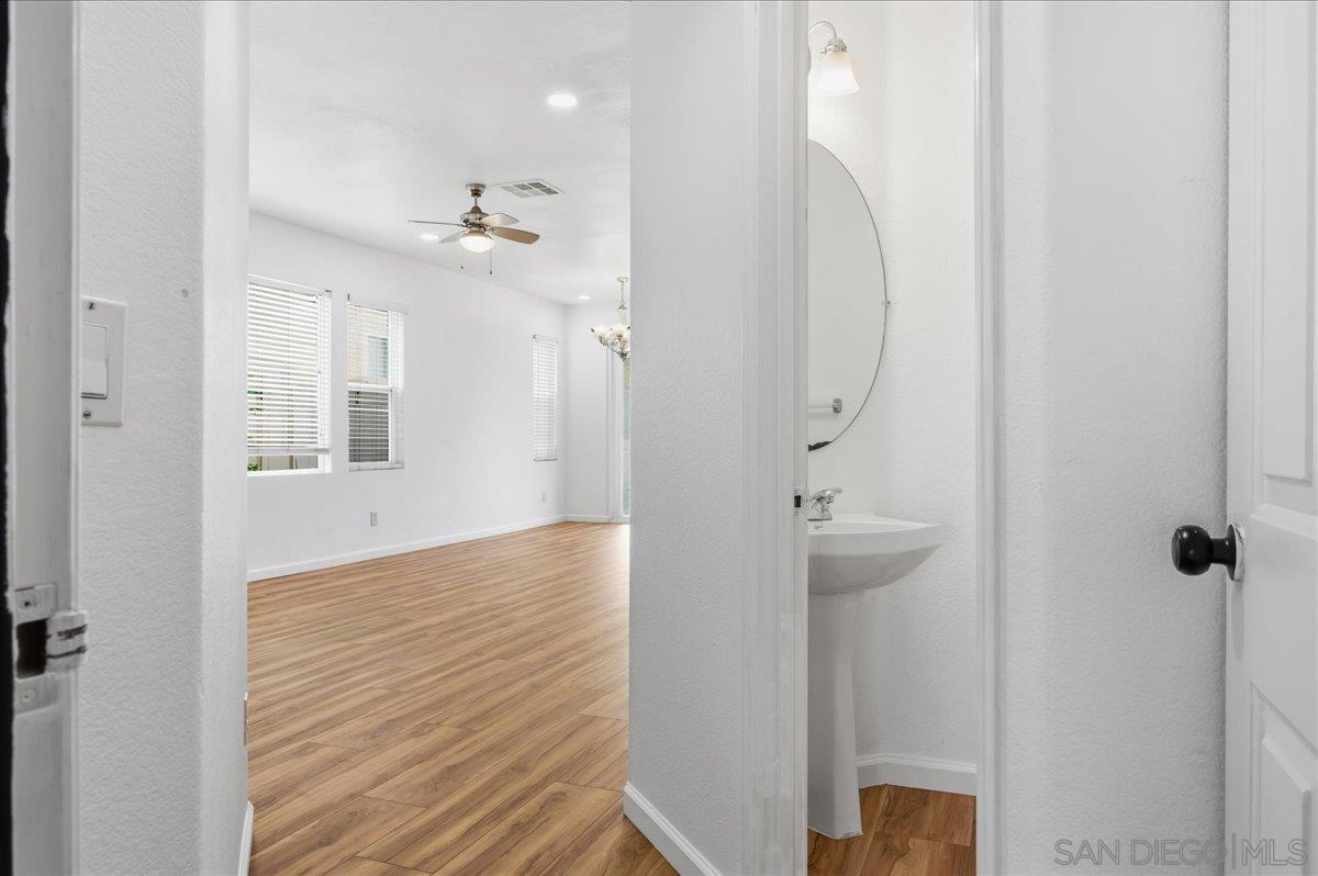 Detail Gallery Image 32 of 56 For 10294  Scripps Poway Pkwy  #5,  San Diego,  CA 92131 - 2 Beds | 2/1 Baths