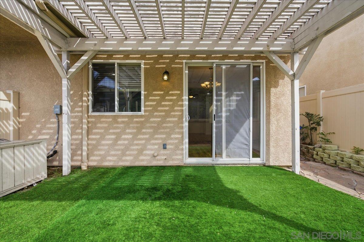 Detail Gallery Image 34 of 56 For 10294  Scripps Poway Pkwy  #5,  San Diego,  CA 92131 - 2 Beds | 2/1 Baths