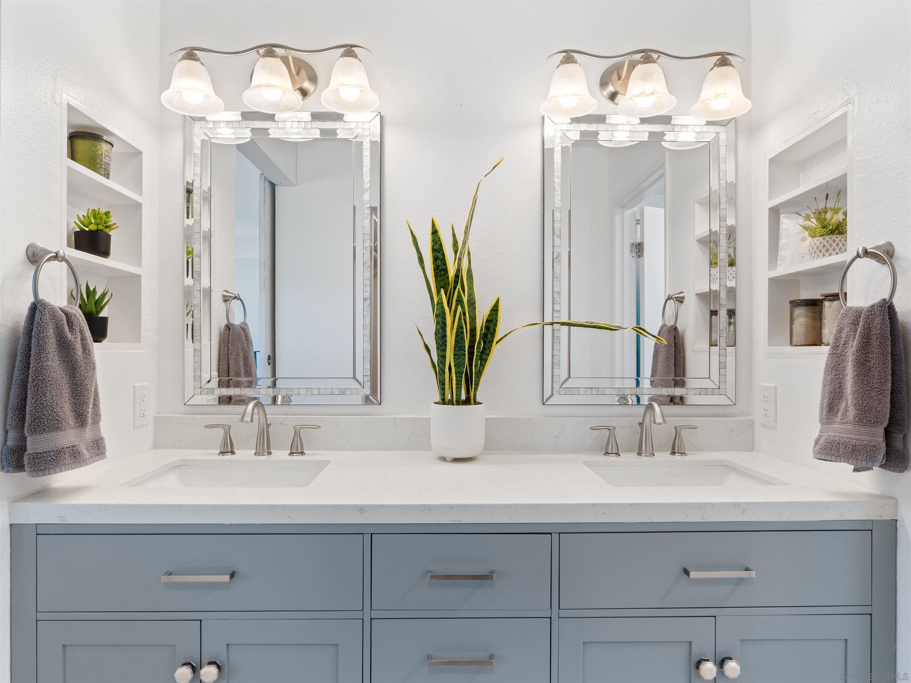 Detail Gallery Image 6 of 43 For 2835  Hillsboro Ct, Carlsbad,  CA 92010 - 3 Beds | 2 Baths