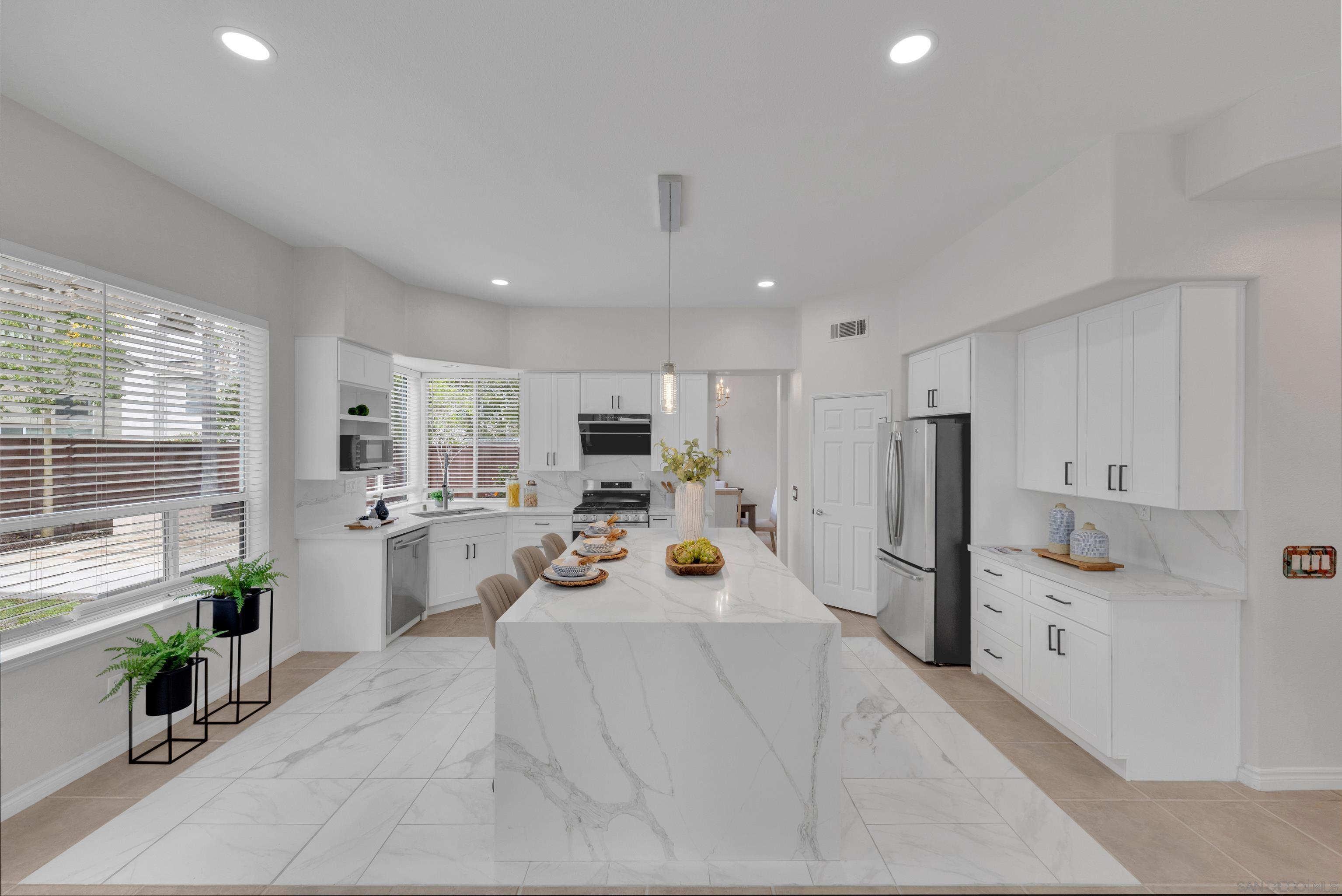 Detail Gallery Image 12 of 41 For 11674  Scripps Creek, San Diego,  CA 92131 - 5 Beds | 3 Baths