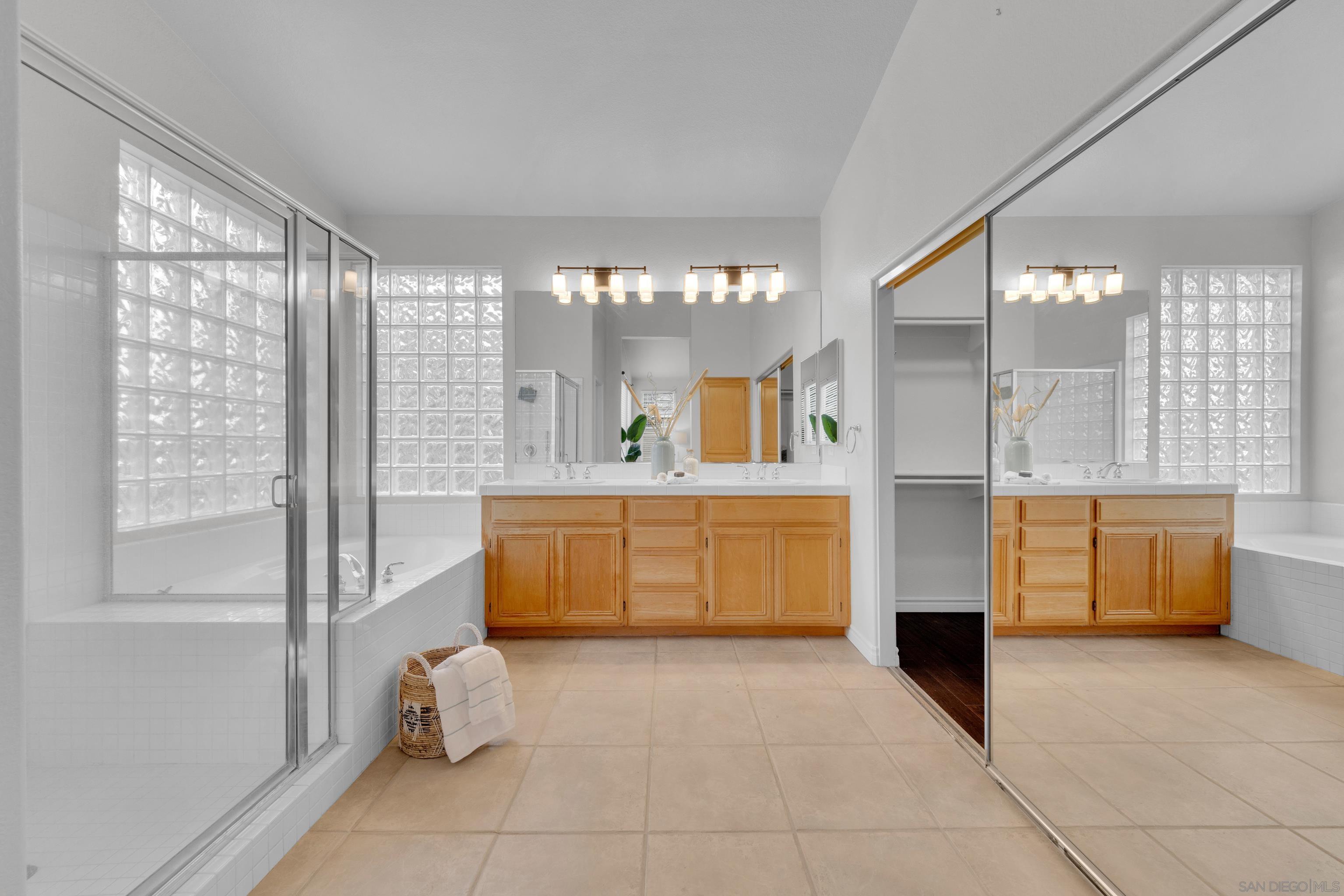 Detail Gallery Image 20 of 41 For 11674  Scripps Creek, San Diego,  CA 92131 - 5 Beds | 3 Baths