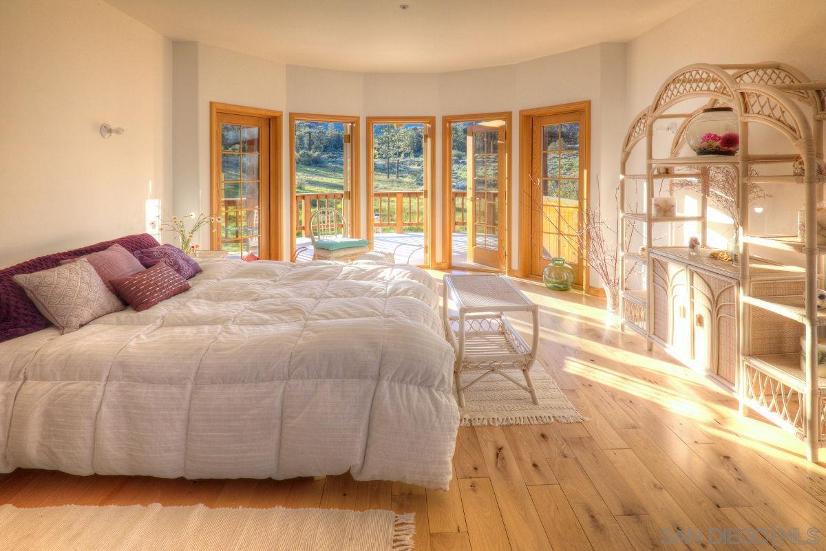 Detail Gallery Image 14 of 17 For , Frazier Park,  CA 93225 - 6 Beds | 4 Baths