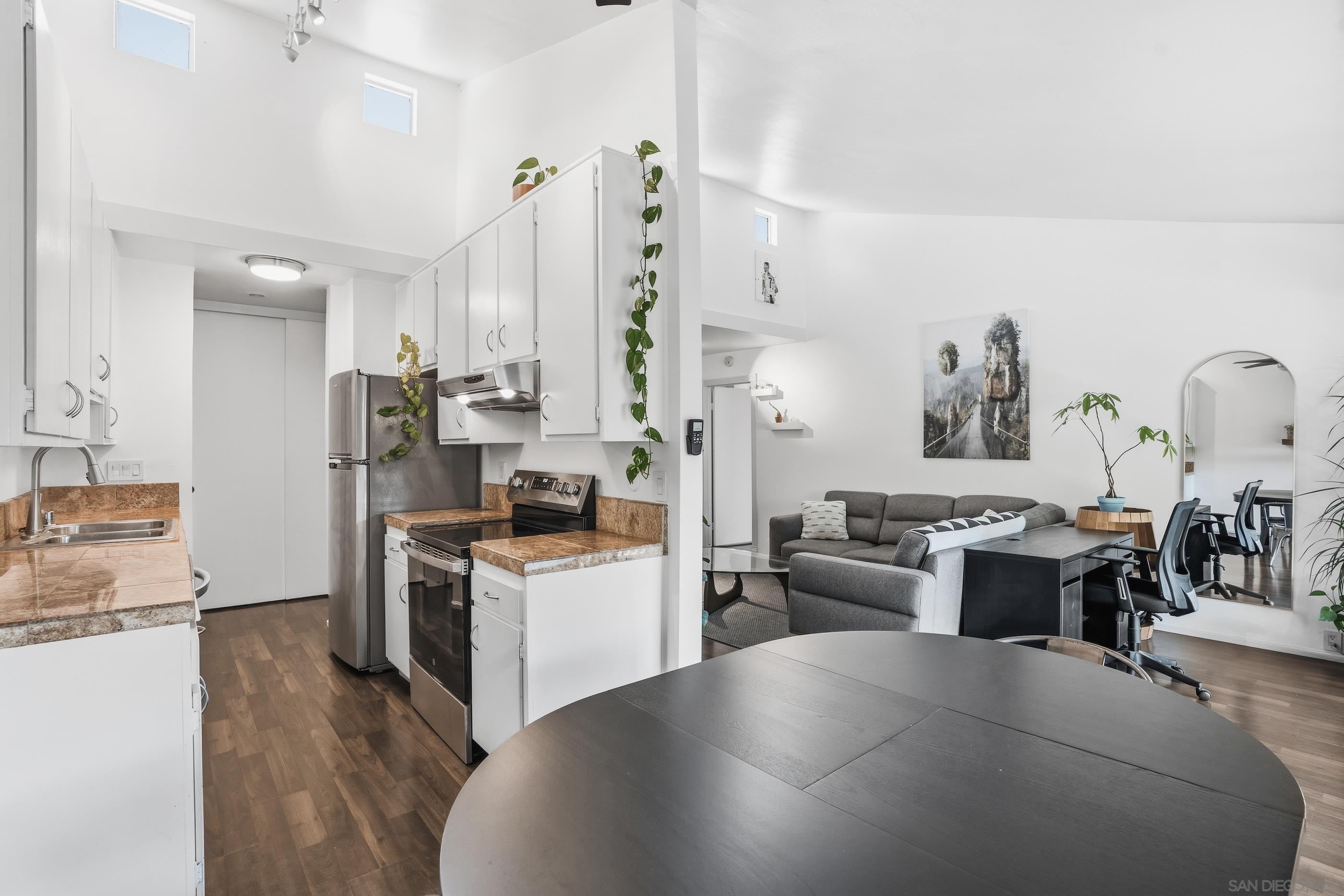 Detail Gallery Image 8 of 31 For 1885  Diamond St  #333,  San Diego,  CA 92109 - 2 Beds | 2 Baths