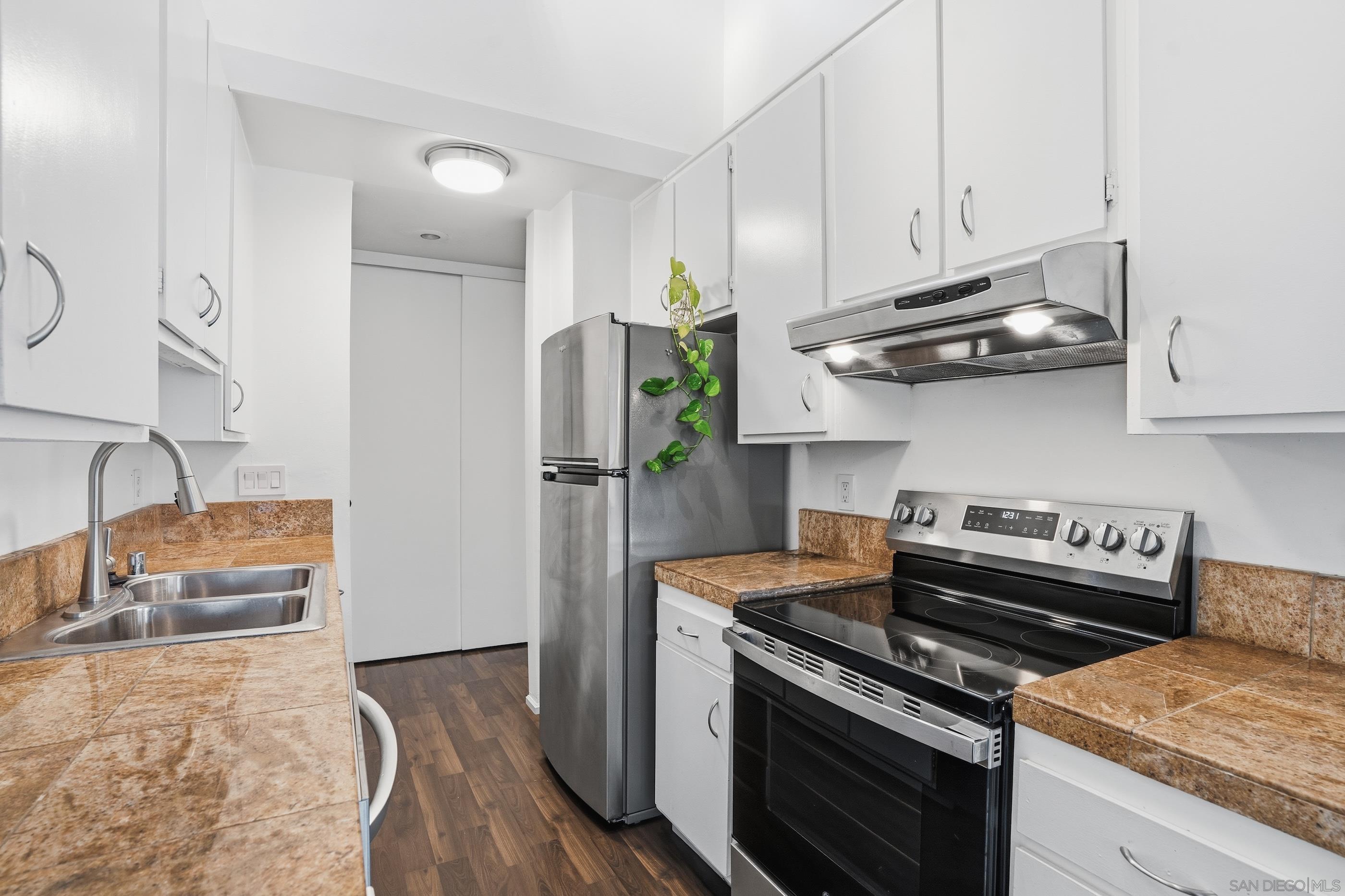 Detail Gallery Image 9 of 31 For 1885  Diamond St  #333,  San Diego,  CA 92109 - 2 Beds | 2 Baths