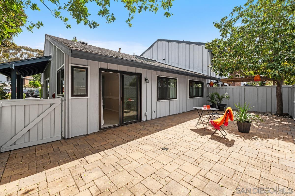 Detail Gallery Image 38 of 40 For 8028  Caminito Mallorca, La Jolla,  CA 92037 - 2 Beds | 2 Baths