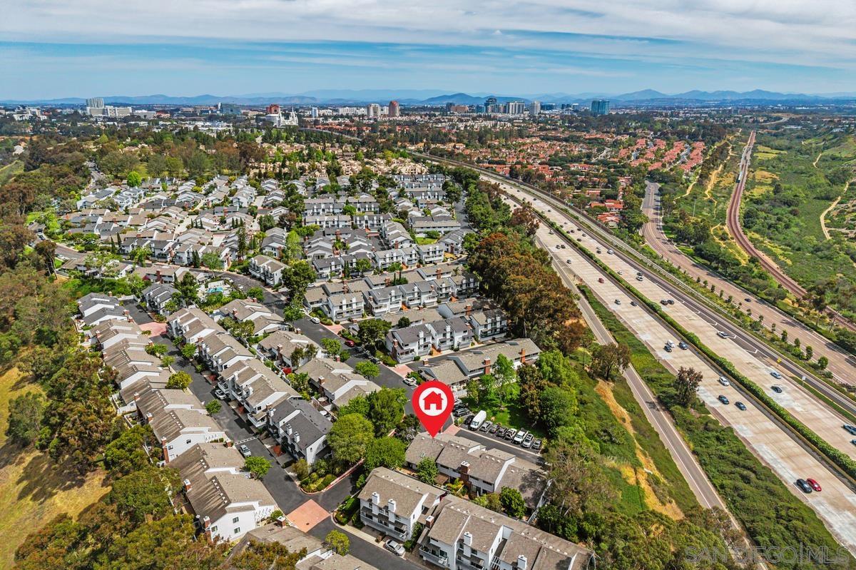 Detail Gallery Image 9 of 40 For 8028  Caminito Mallorca, La Jolla,  CA 92037 - 2 Beds | 2 Baths