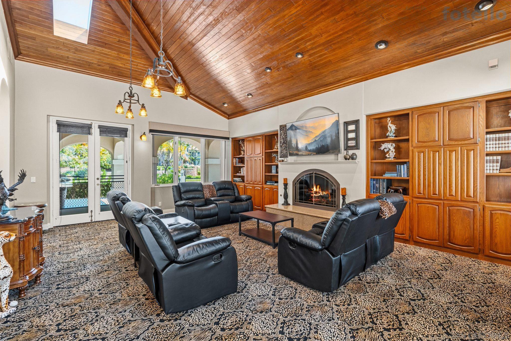 Detail Gallery Image 20 of 59 For 5860  Calle Camposeco, Rancho Santa Fe,  CA 92067 - 6 Beds | 8/4 Baths