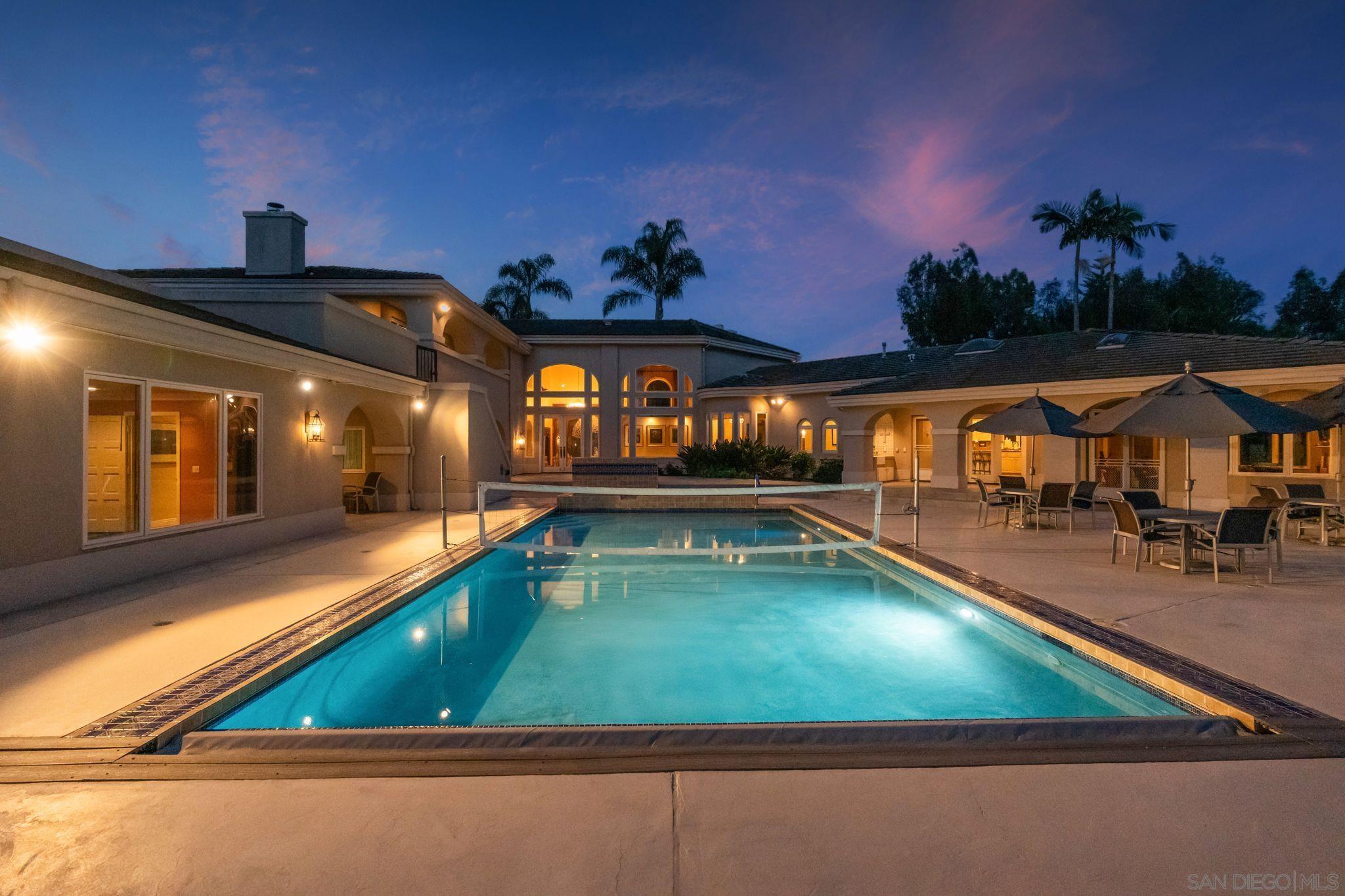 Detail Gallery Image 37 of 59 For 5860  Calle Camposeco, Rancho Santa Fe,  CA 92067 - 6 Beds | 8/4 Baths