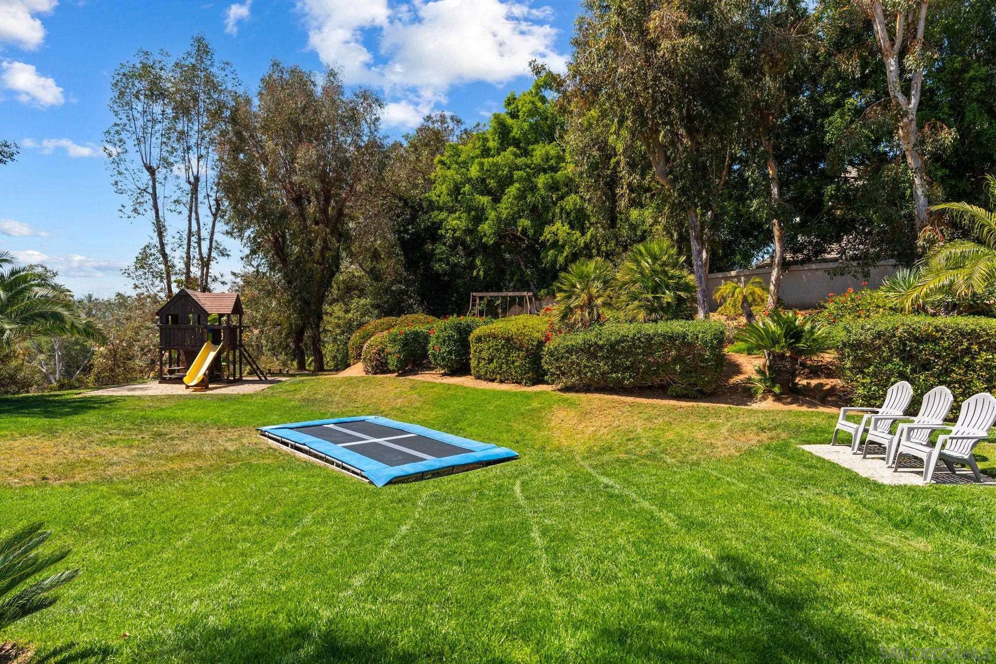 Detail Gallery Image 41 of 59 For 5860  Calle Camposeco, Rancho Santa Fe,  CA 92067 - 6 Beds | 8/4 Baths