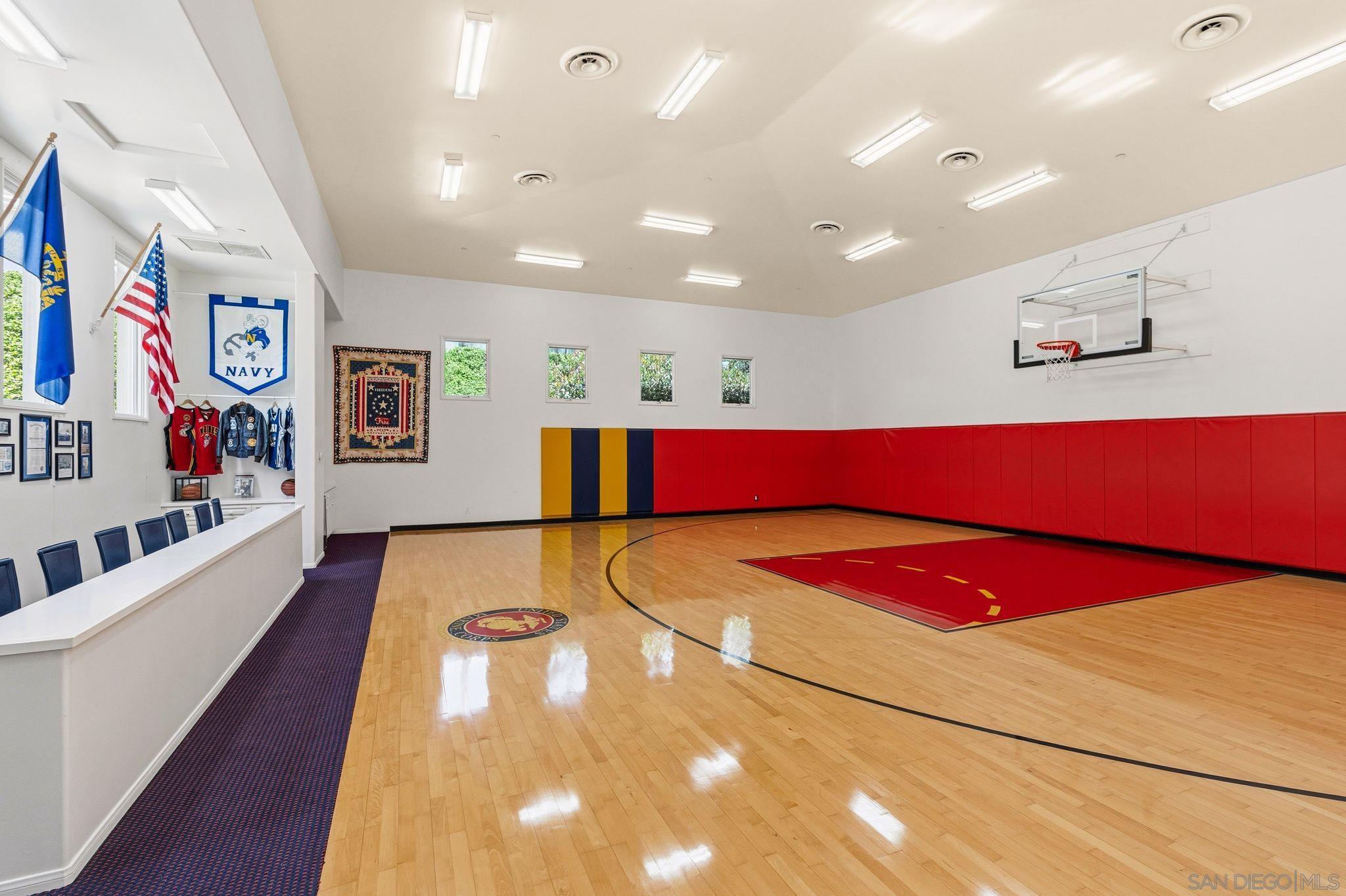 Detail Gallery Image 50 of 59 For 5860  Calle Camposeco, Rancho Santa Fe,  CA 92067 - 6 Beds | 8/4 Baths