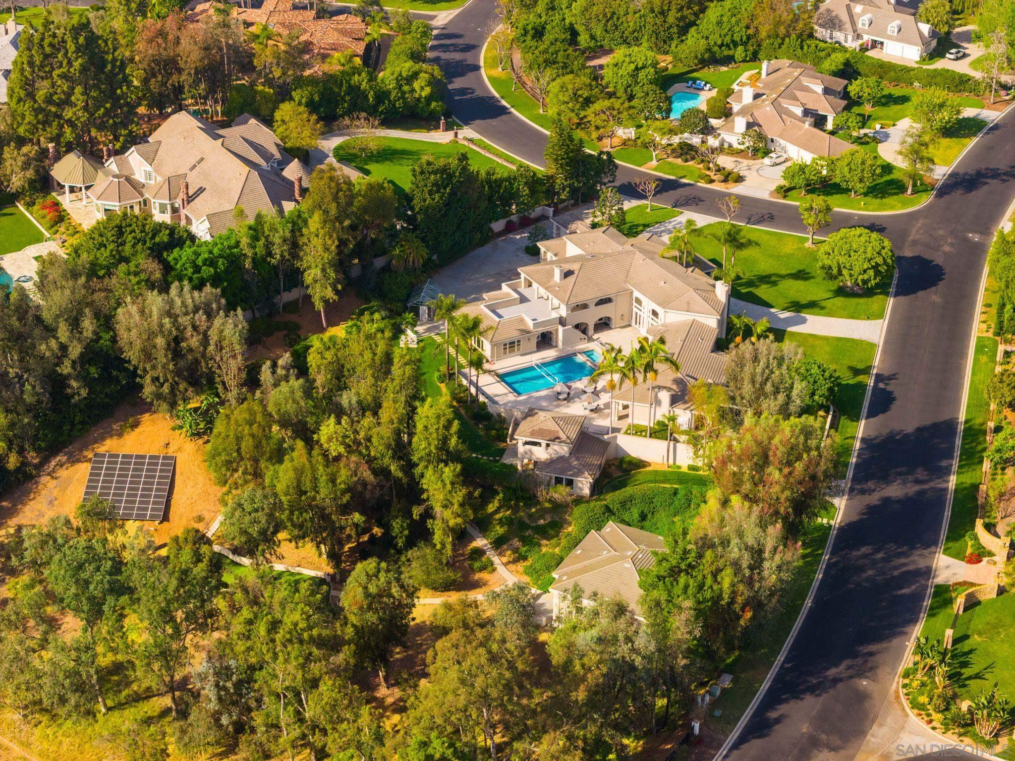 Detail Gallery Image 53 of 59 For 5860  Calle Camposeco, Rancho Santa Fe,  CA 92067 - 6 Beds | 8/4 Baths