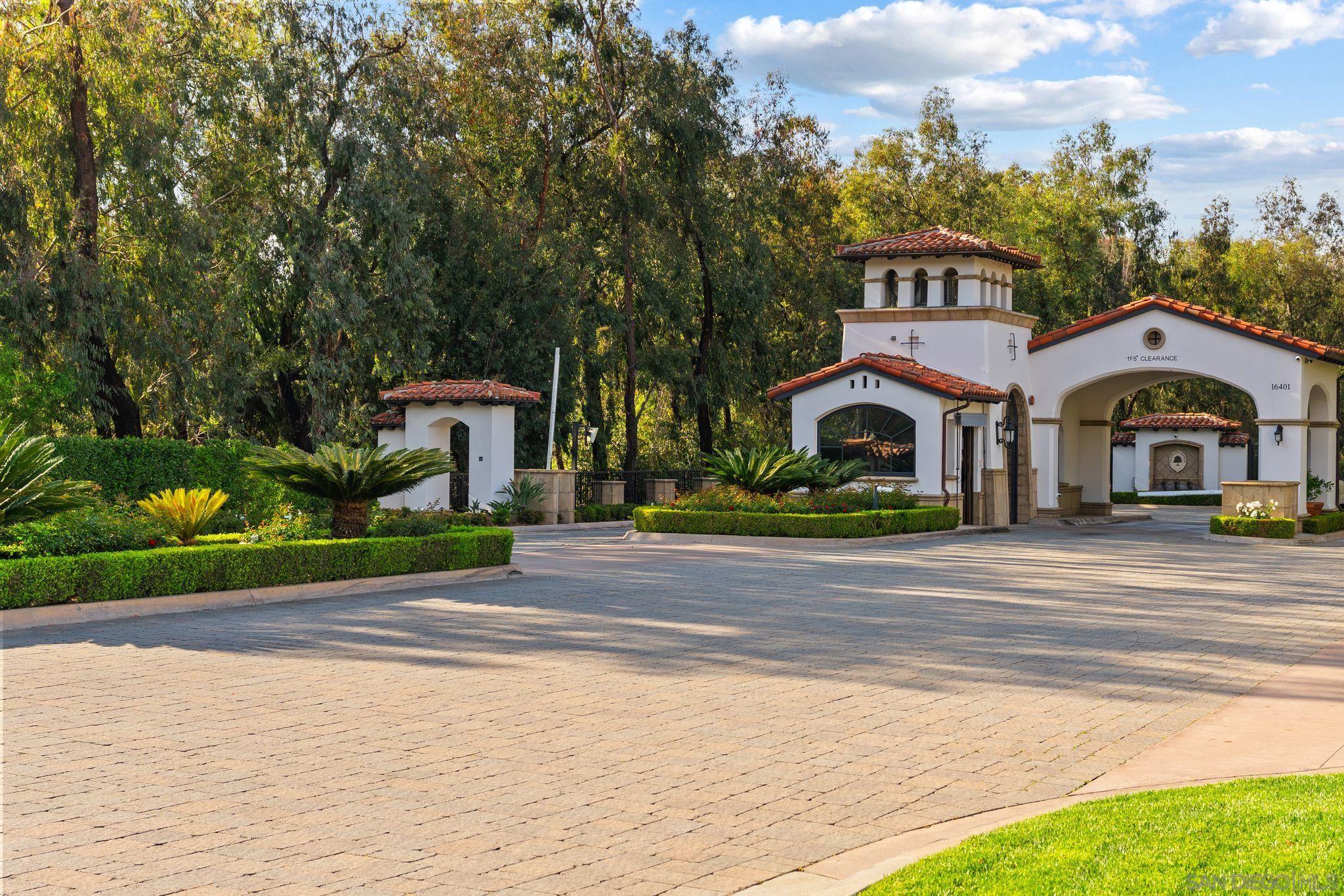 Detail Gallery Image 56 of 59 For 5860  Calle Camposeco, Rancho Santa Fe,  CA 92067 - 6 Beds | 8/4 Baths