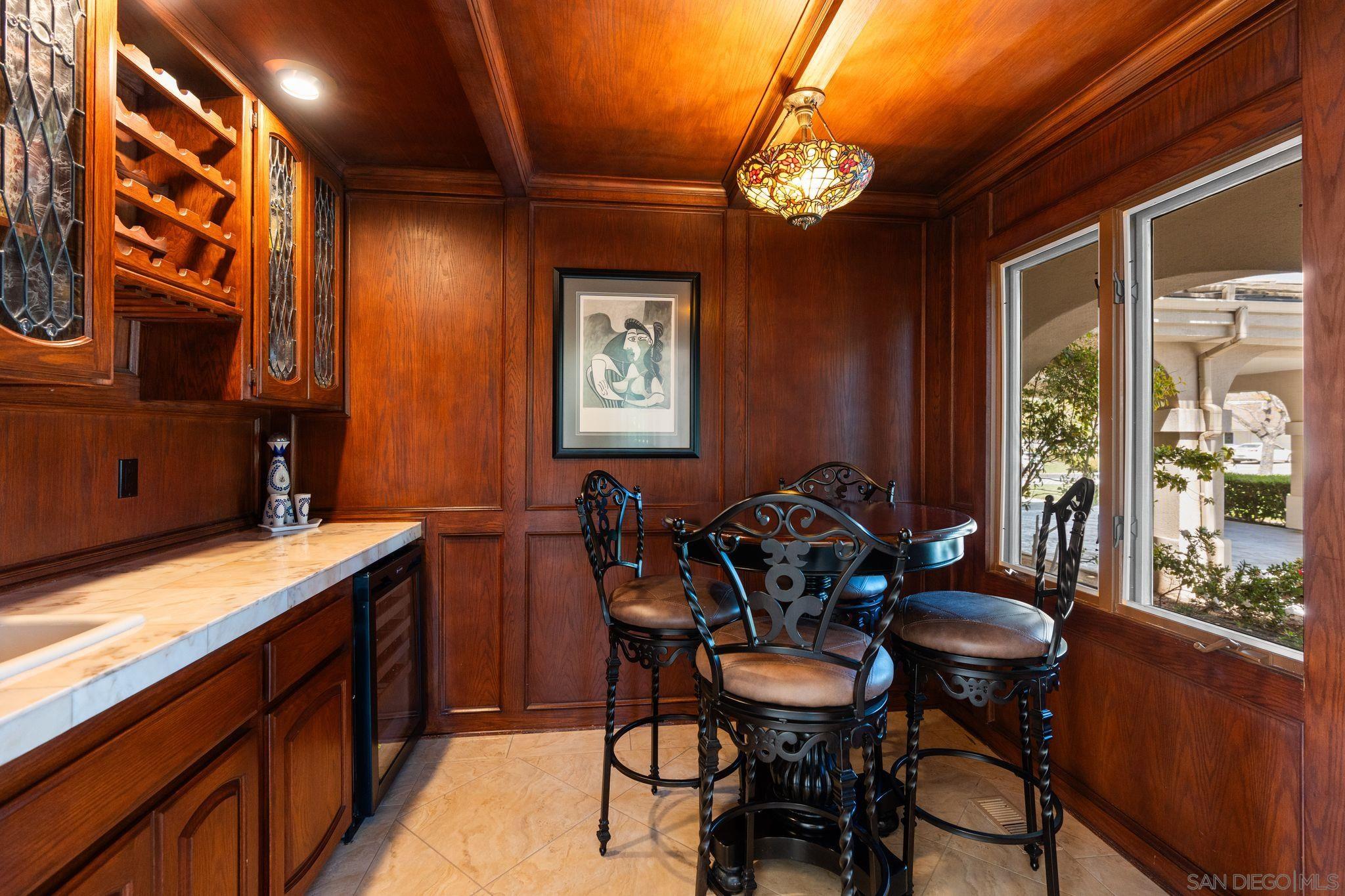 Detail Gallery Image 10 of 59 For 5860  Calle Camposeco, Rancho Santa Fe,  CA 92067 - 6 Beds | 8/4 Baths