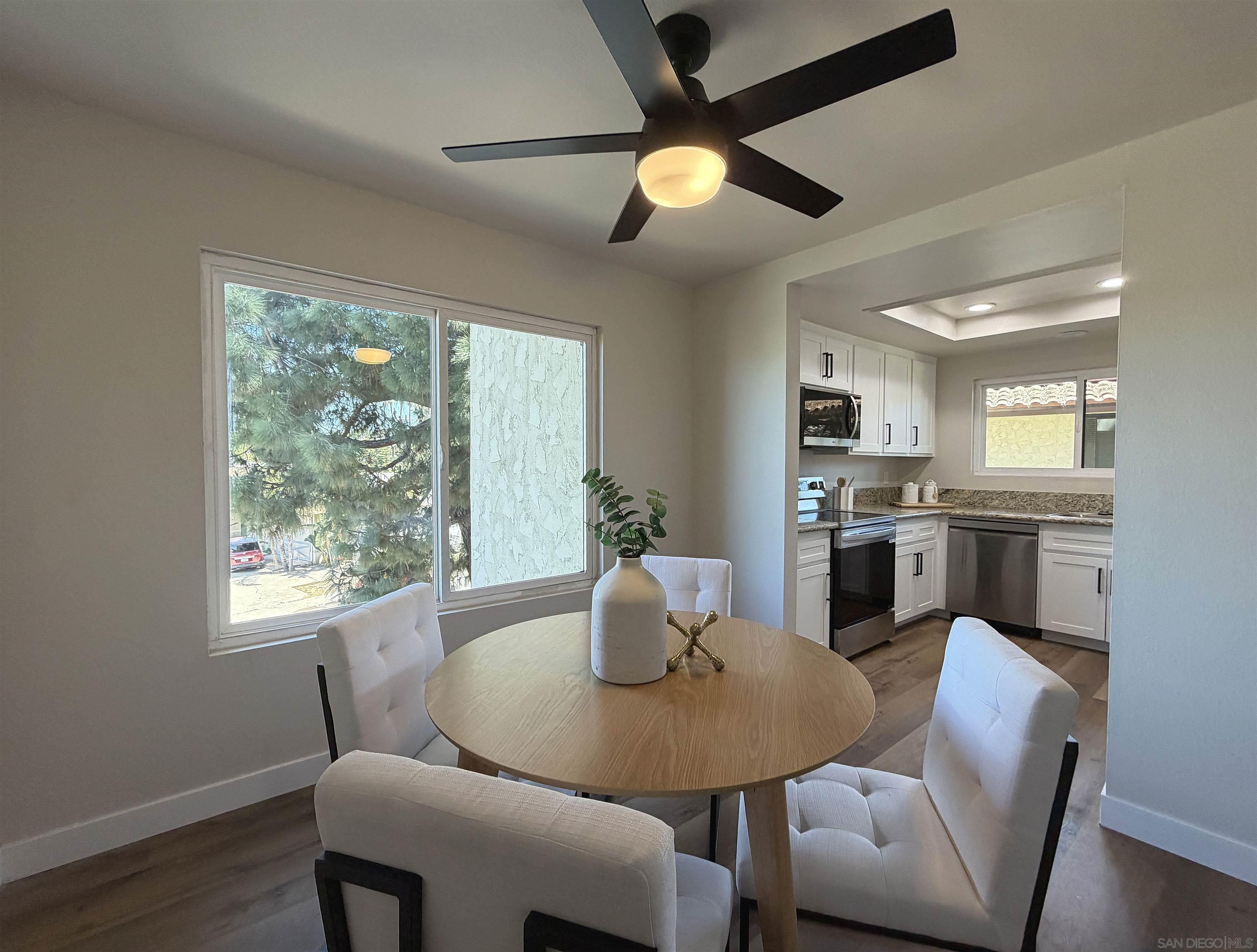 Detail Gallery Image 5 of 24 For 4235  Asher  #43,  San Diego,  CA 92110 - 2 Beds | 2 Baths