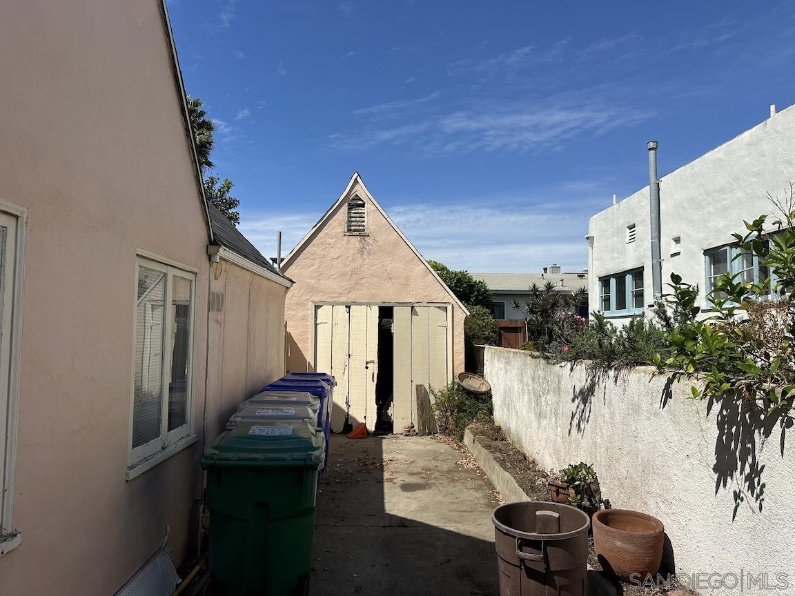 Detail Gallery Image 12 of 21 For 526  Genter Street, La Jolla,  CA 92037 - – Beds | – Baths