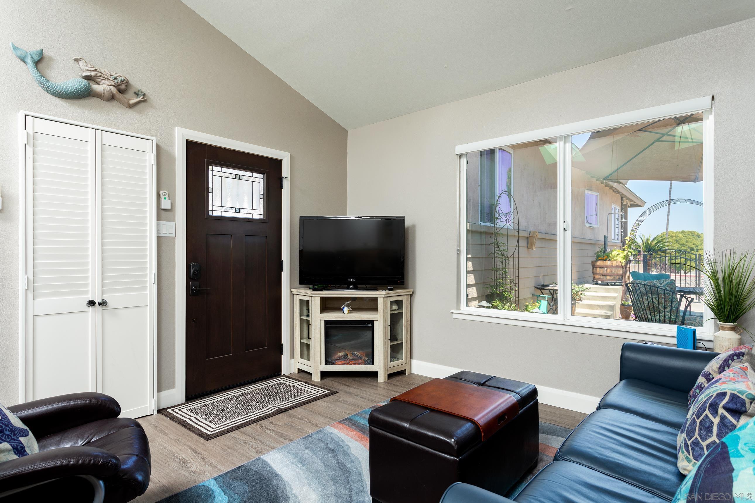 Detail Gallery Image 53 of 66 For 3634  Crown Point Drive, San Diego,  CA 92109 - 4 Beds | 3 Baths