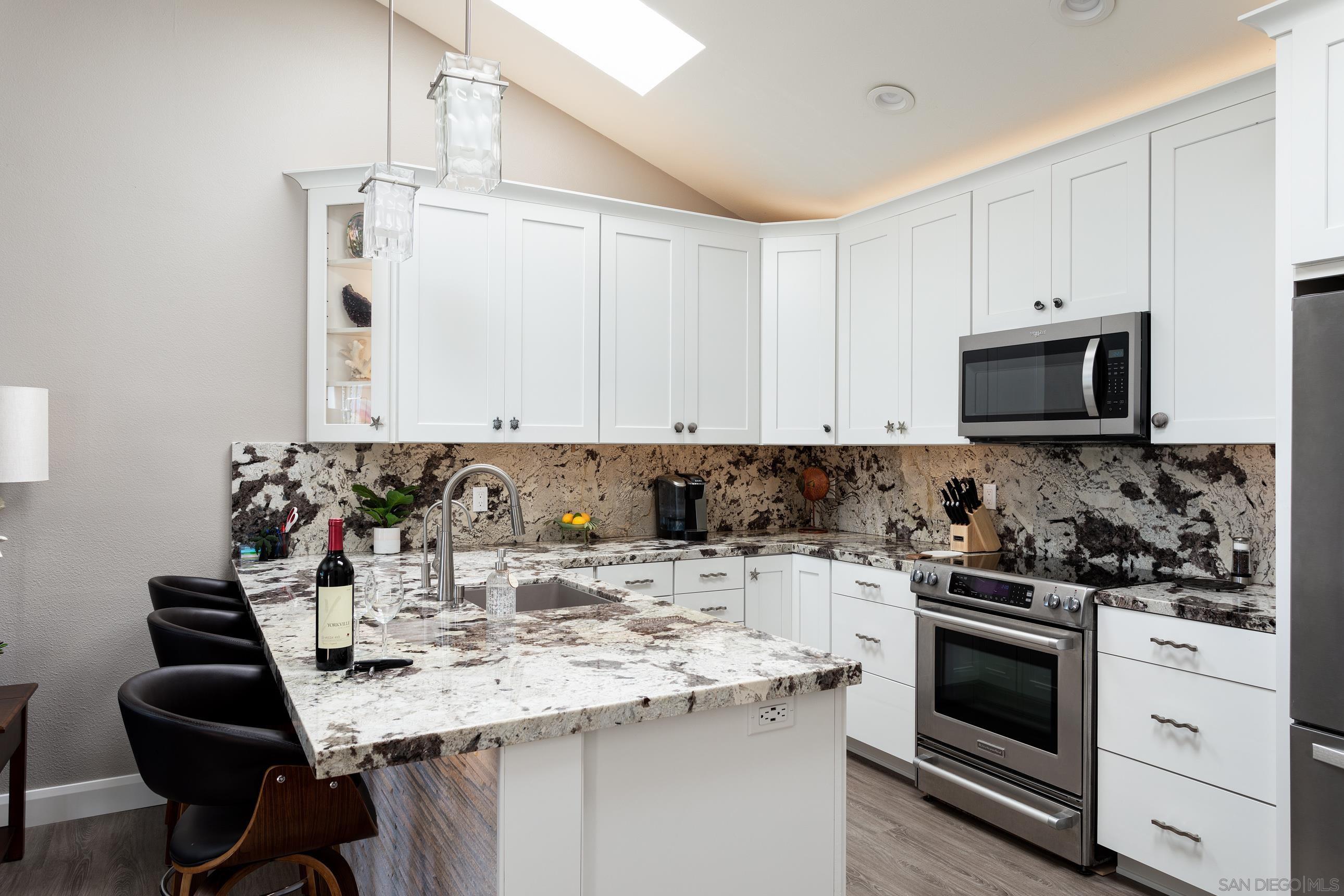 Detail Gallery Image 54 of 66 For 3634  Crown Point Drive, San Diego,  CA 92109 - 4 Beds | 3 Baths