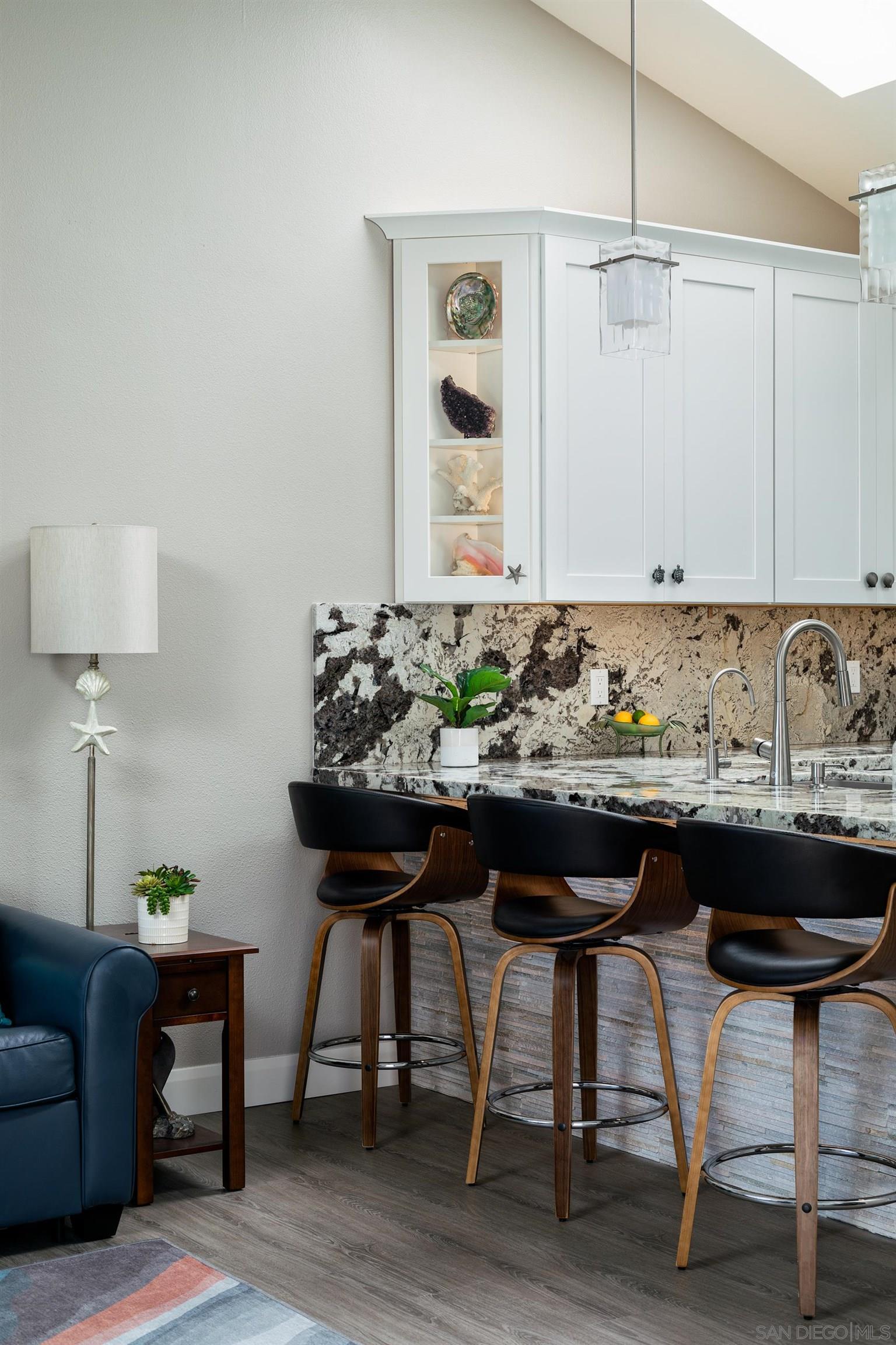 Detail Gallery Image 62 of 66 For 3634  Crown Point Drive, San Diego,  CA 92109 - 4 Beds | 3 Baths