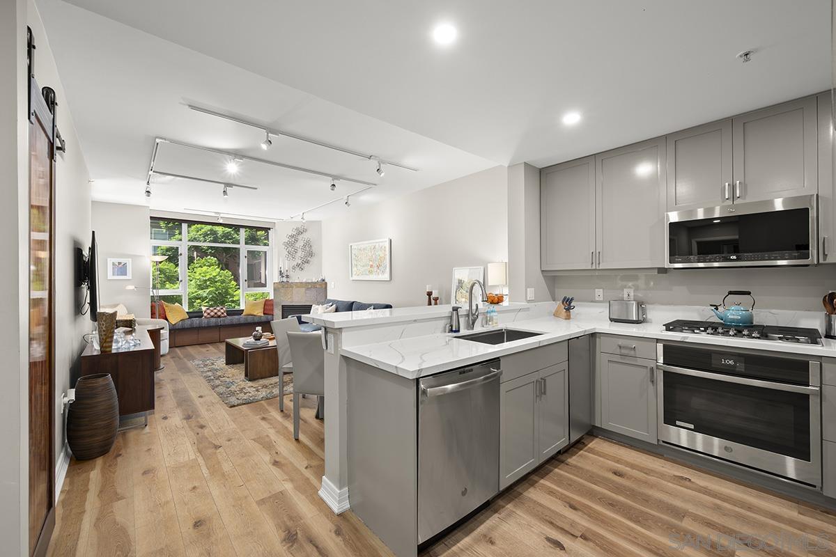 Front Image Thumbnail for SD260007957