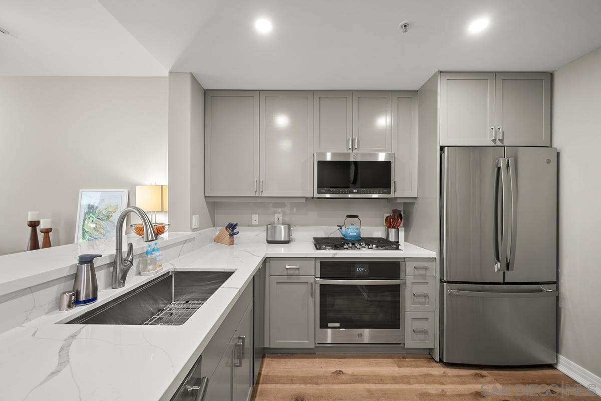 Detail Gallery Image 2 of 41 For 850  Beech Street  #416,  San Diego,  CA 92101 - 2 Beds | 2 Baths