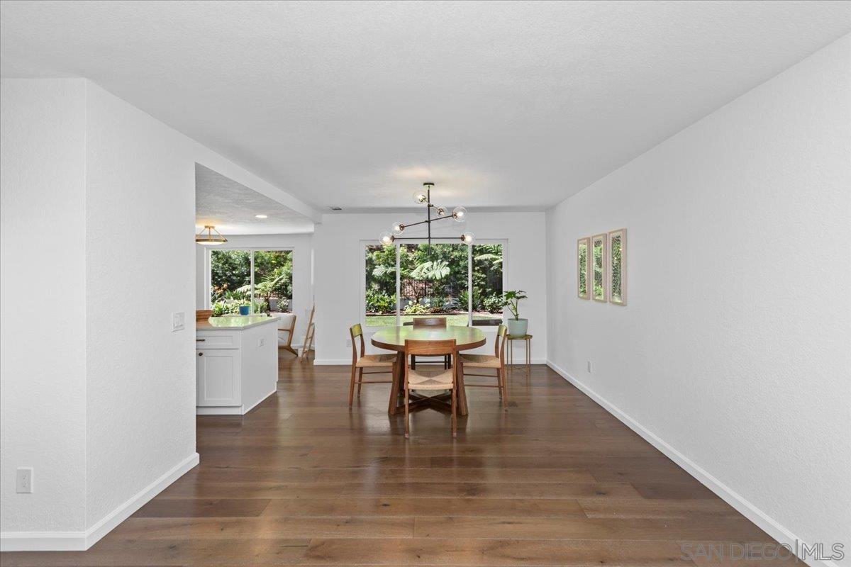 Detail Gallery Image 8 of 41 For 246  via Tavira, Encinitas,  CA 92024 - 4 Beds | 2/1 Baths