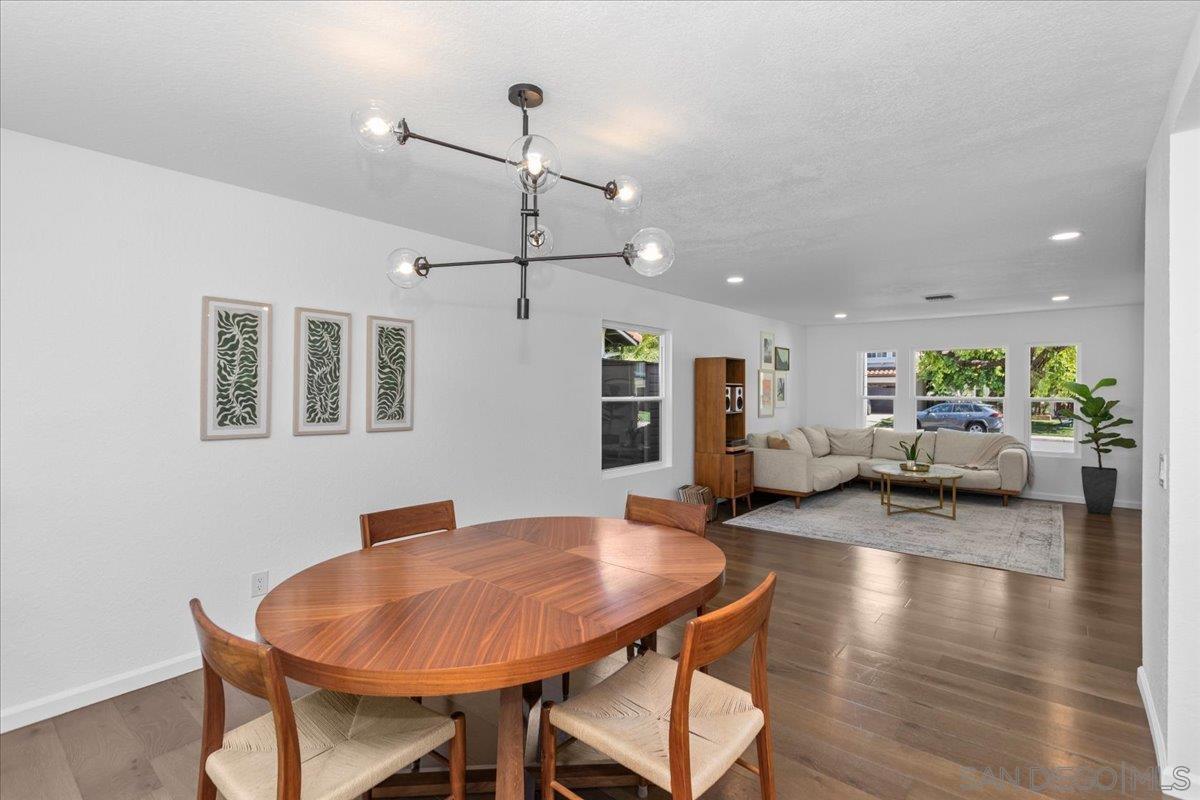 Detail Gallery Image 10 of 41 For 246  via Tavira, Encinitas,  CA 92024 - 4 Beds | 2/1 Baths