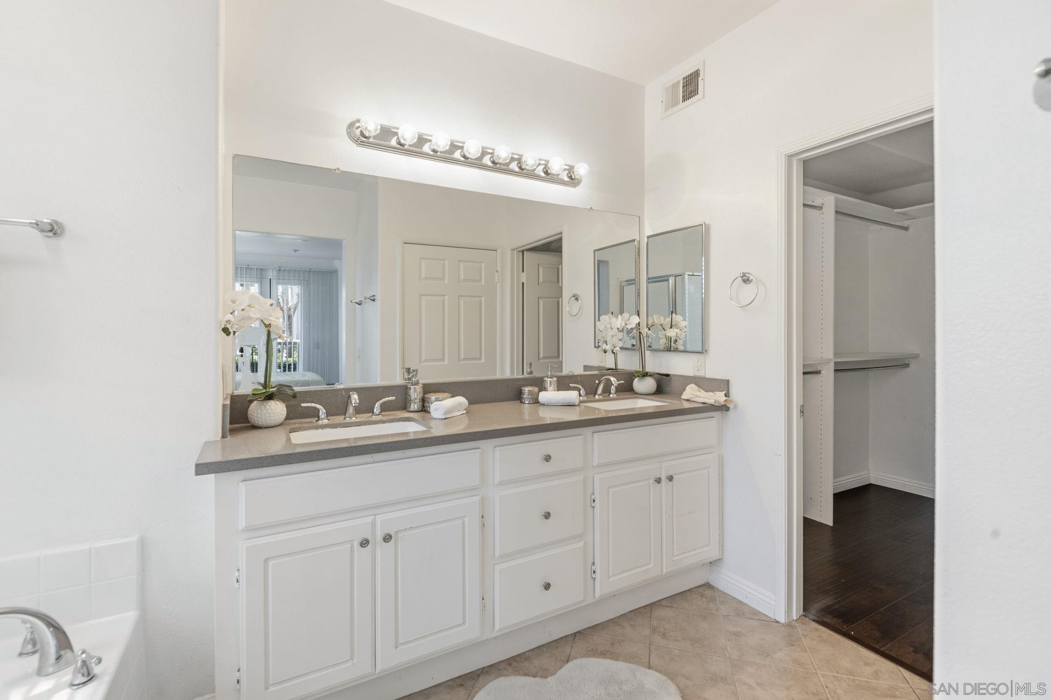 Detail Gallery Image 15 of 39 For 6  Taquitz, Irvine,  CA 92602 - 2 Beds | 2 Baths