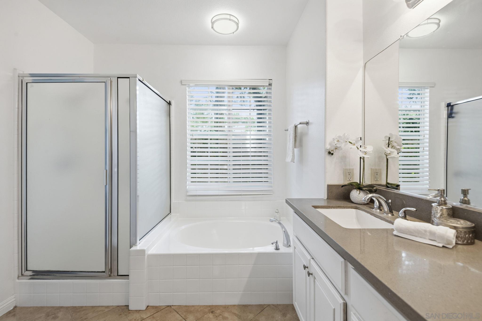 Detail Gallery Image 17 of 39 For 6  Taquitz, Irvine,  CA 92602 - 2 Beds | 2 Baths