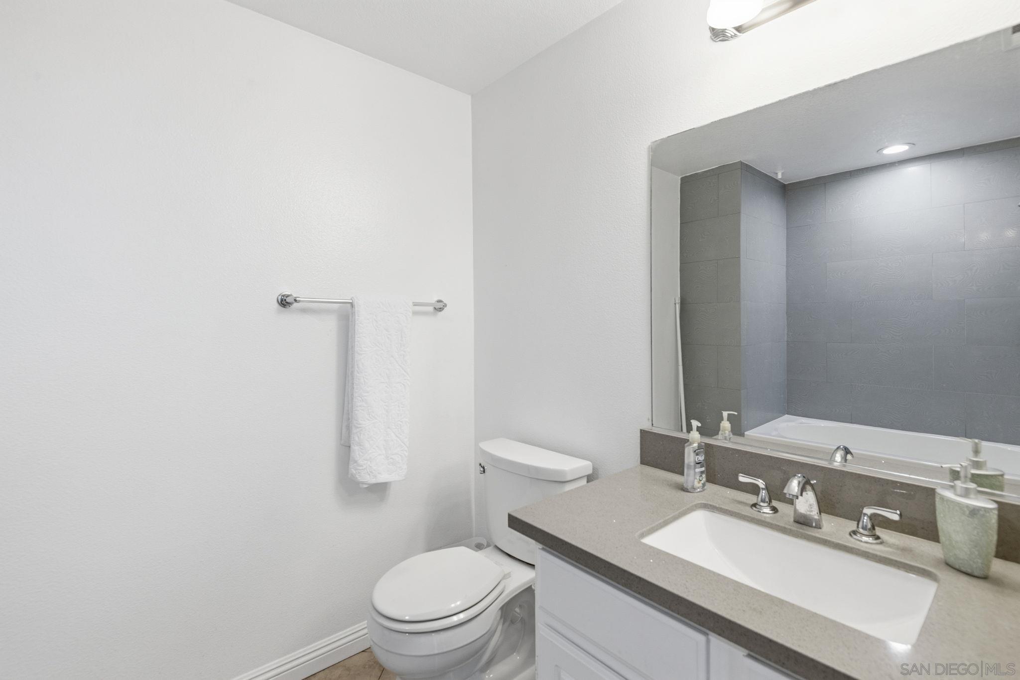 Detail Gallery Image 19 of 39 For 6  Taquitz, Irvine,  CA 92602 - 2 Beds | 2 Baths