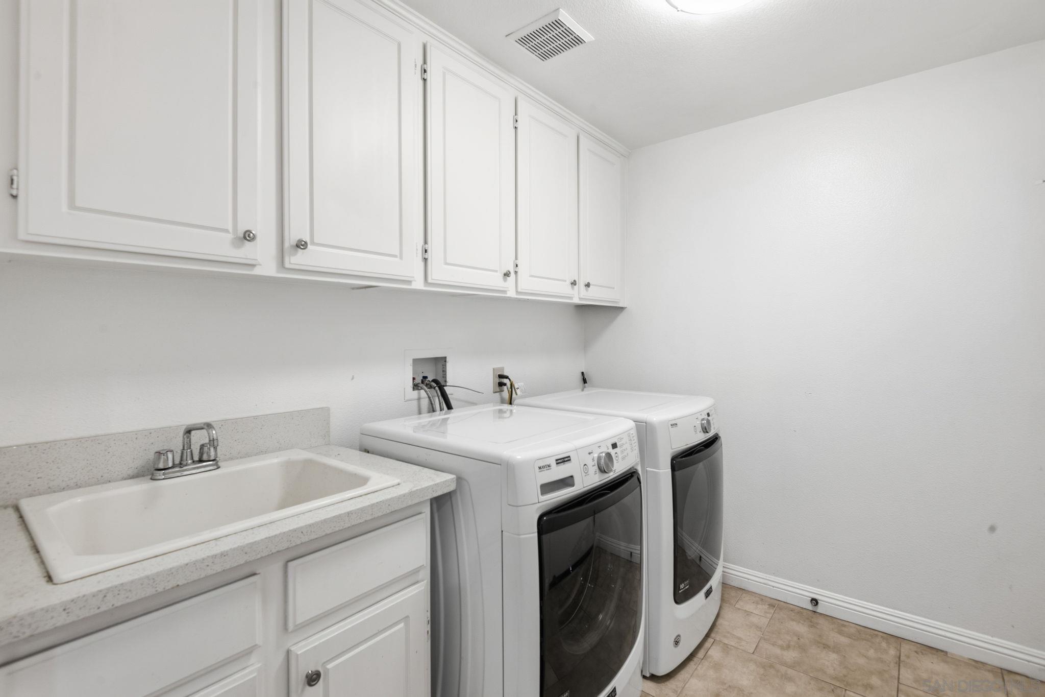 Detail Gallery Image 23 of 39 For 6  Taquitz, Irvine,  CA 92602 - 2 Beds | 2 Baths