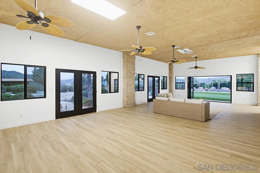 Detail Gallery Image 18 of 48 For 3725  via Cielo Azul, Alpine,  CA 91901 - 6 Beds | 5/2 Baths