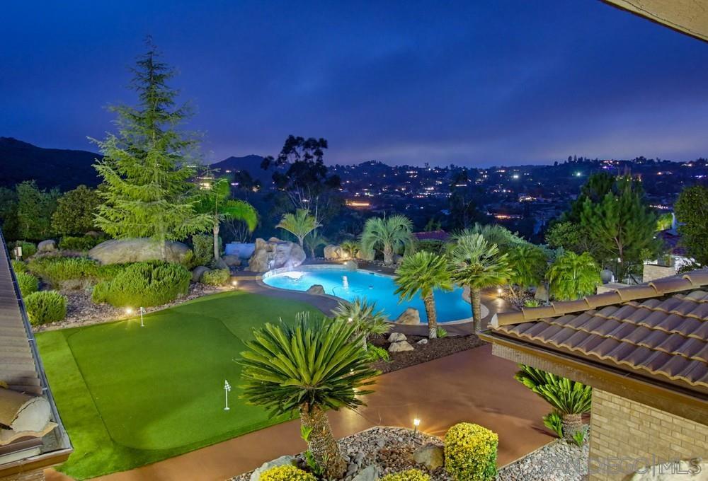 Detail Gallery Image 6 of 48 For 3725  via Cielo Azul, Alpine,  CA 91901 - 6 Beds | 5/2 Baths