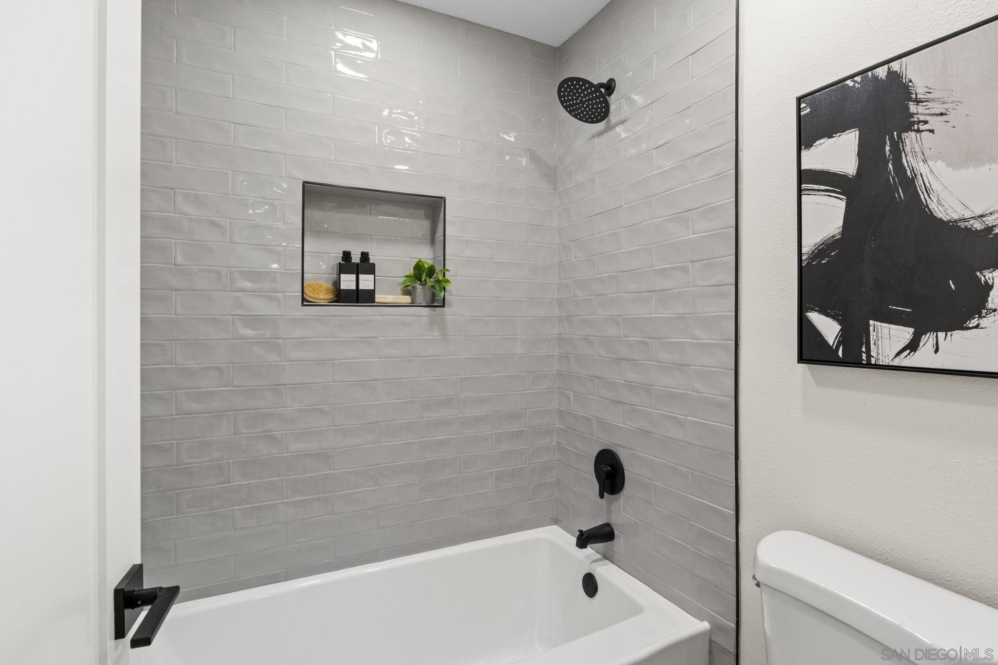 Detail Gallery Image 23 of 26 For 6196  Agee St 26  #26,  San Diego,  CA 92122 - 1 Beds | 1 Baths